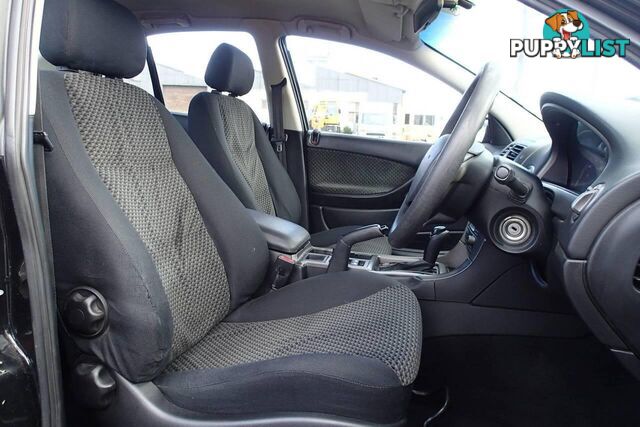 2004 HOLDEN COMMODORE EXECUTIVE VYII SEDAN, 4 DOORS, 5 SEATS