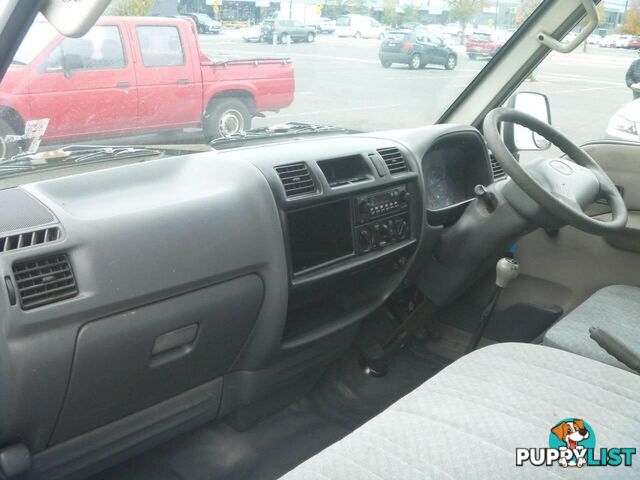 2002 MAZDA E2000 (LWB) SH94 COMMERCIAL, 2 DOORS, 3 SEATS