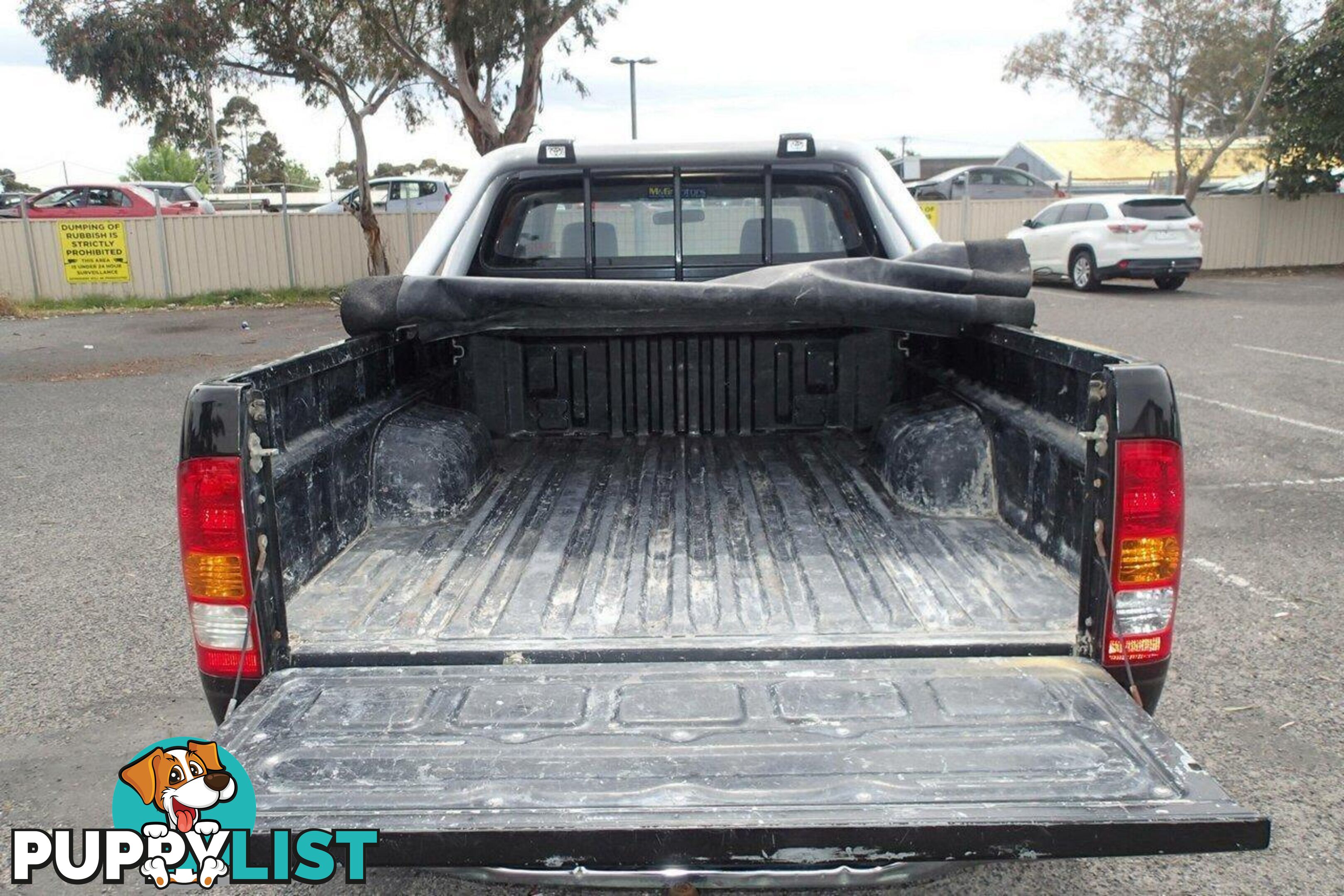 2005 TOYOTA HILUX SR GGN15R UTE TRAY, 4 DOORS, 5 SEATS