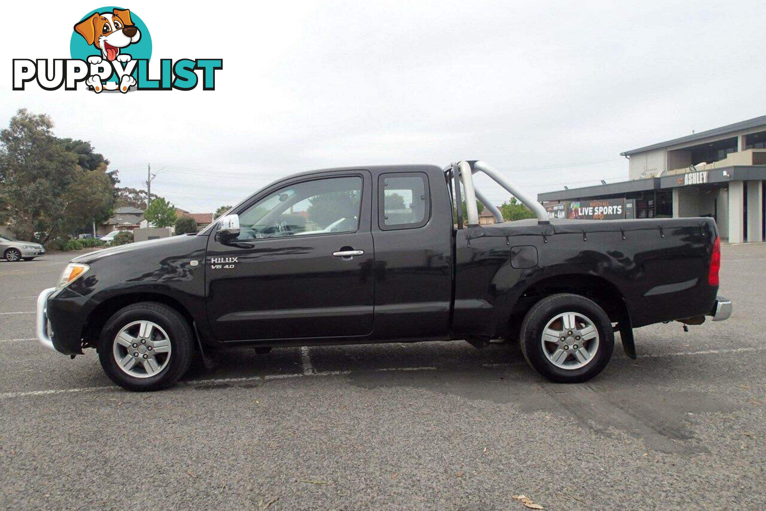 2005 TOYOTA HILUX SR GGN15R UTE TRAY, 4 DOORS, 5 SEATS