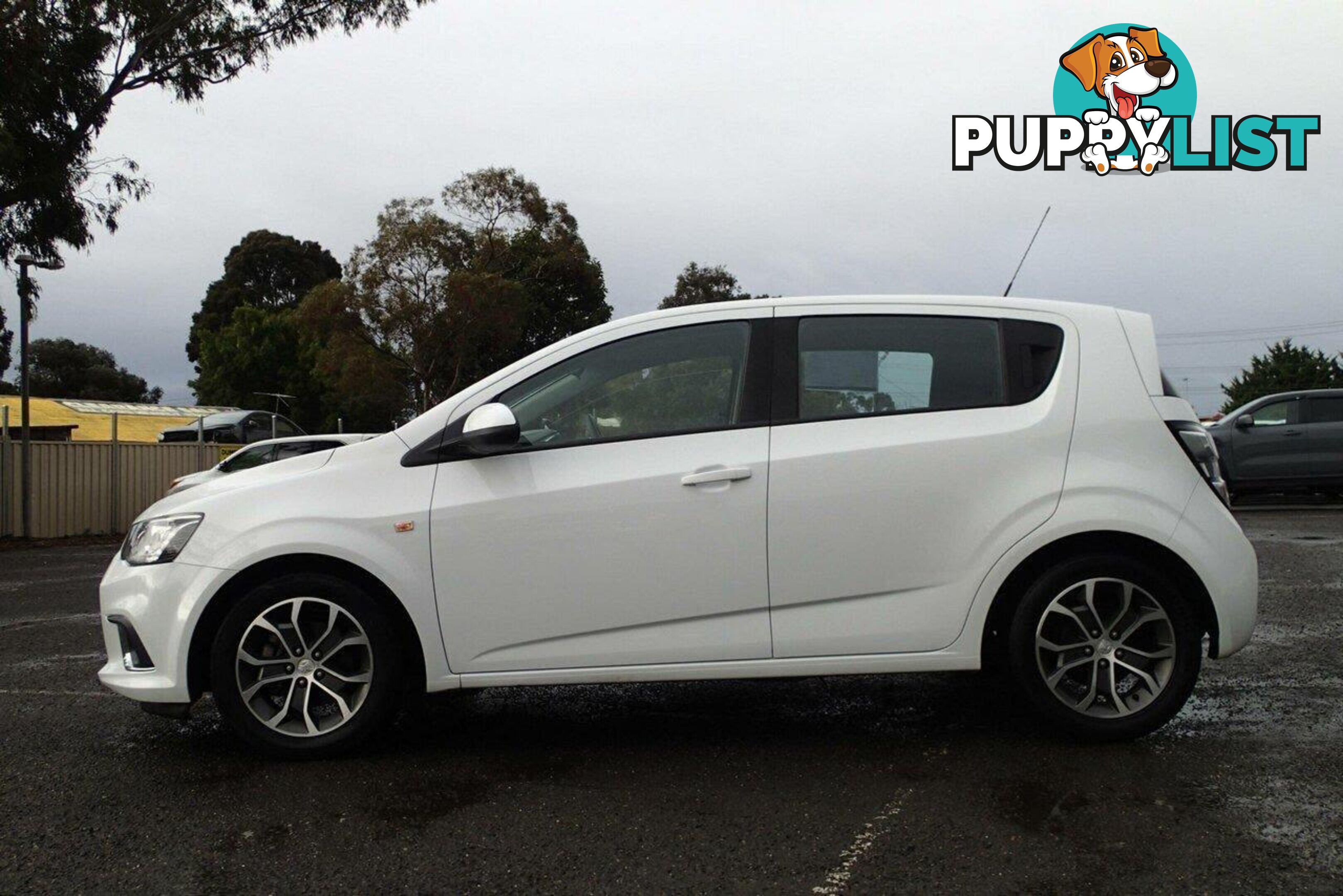 2017 HOLDEN BARINA CD TM MY18 HATCH, 5 DOORS, 5 SEATS