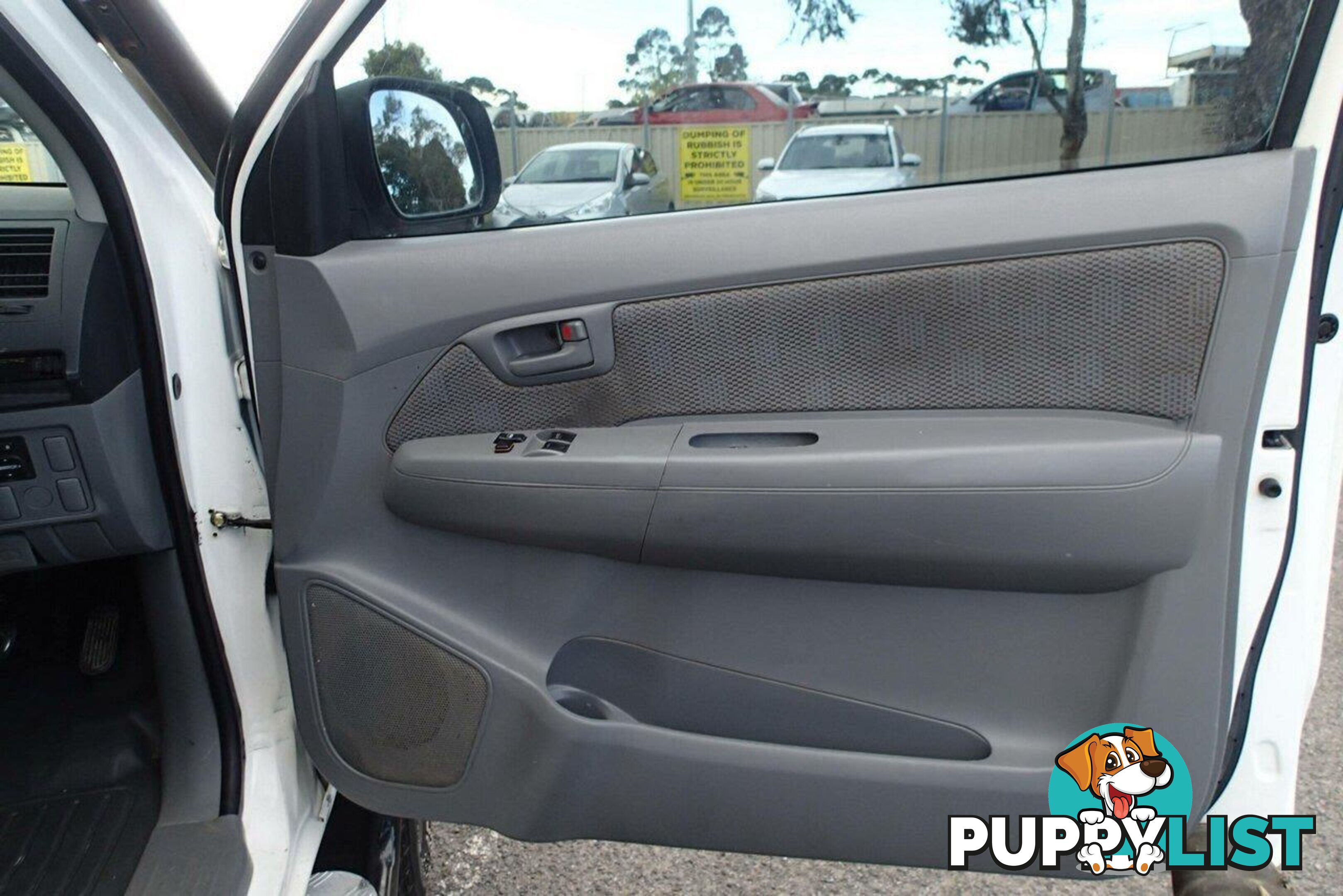 2009 TOYOTA HILUX SR (4X4) KUN26R 08 UPGRADE UTE TRAY, 2 DOORS, 3 SEATS