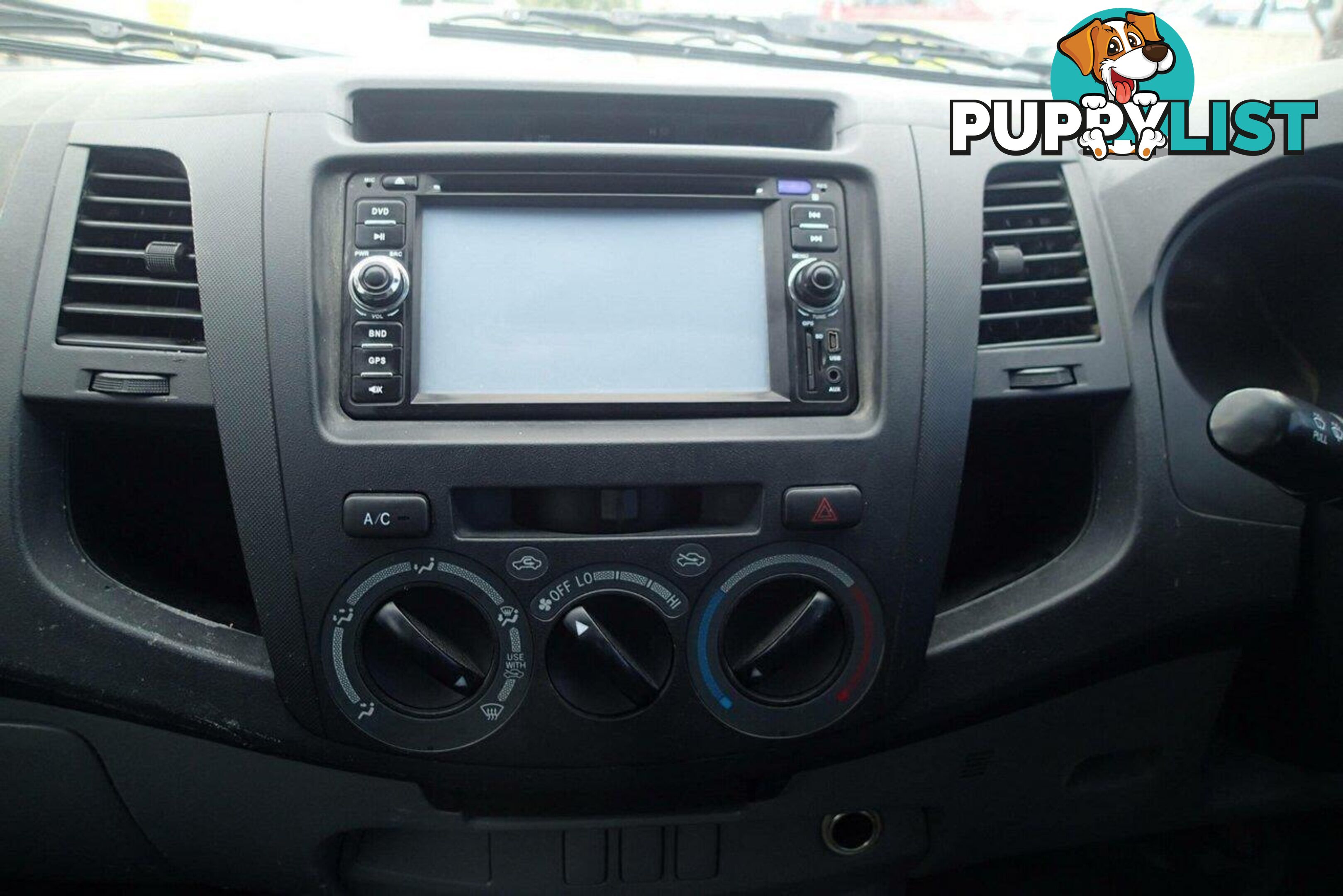 2009 TOYOTA HILUX SR (4X4) KUN26R 08 UPGRADE UTE TRAY, 2 DOORS, 3 SEATS