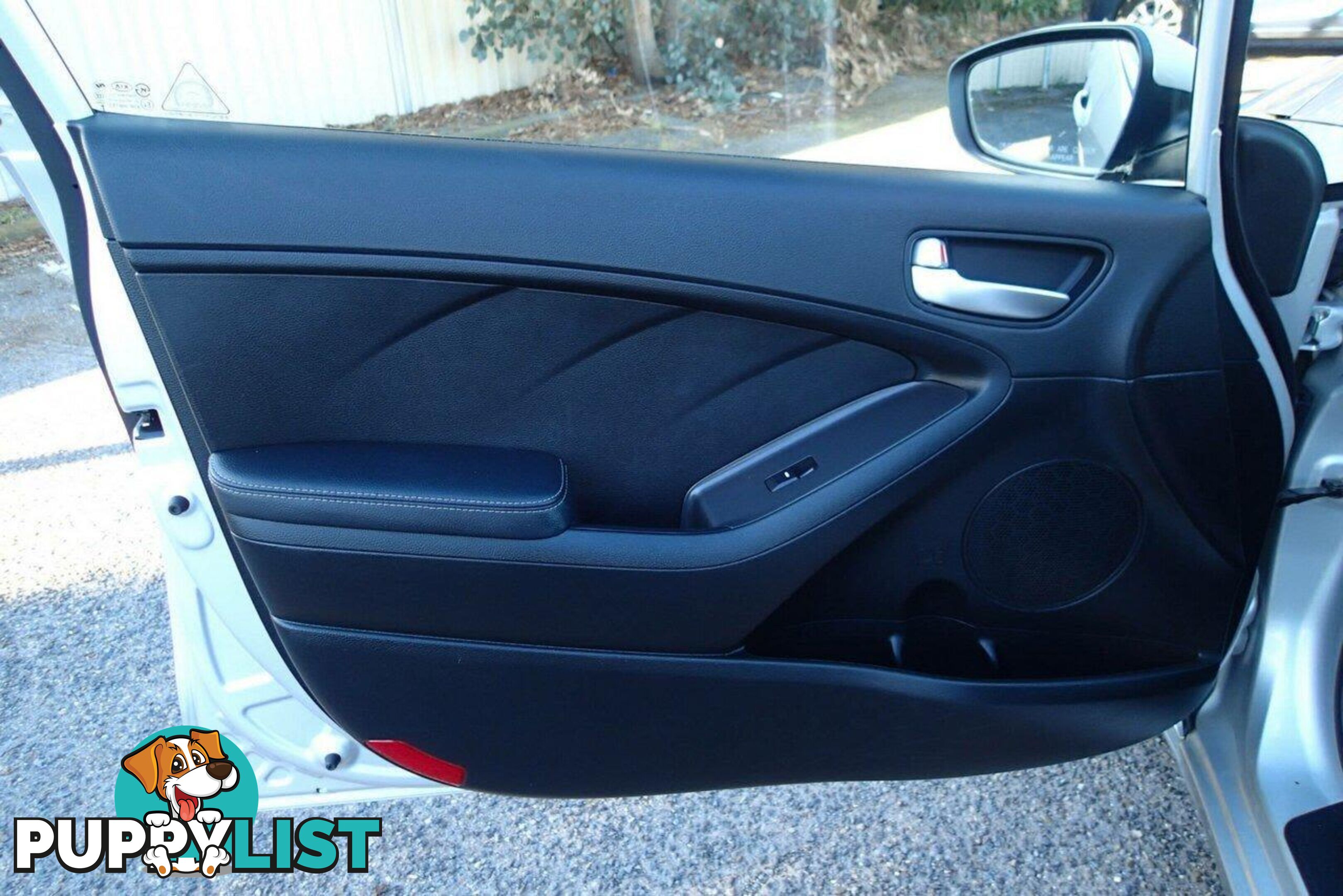 2015 KIA CERATO S YD MY15 HATCH, 5 DOORS, 5 SEATS