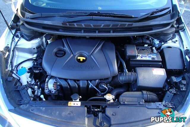 2015 KIA CERATO S YD MY15 HATCH, 5 DOORS, 5 SEATS