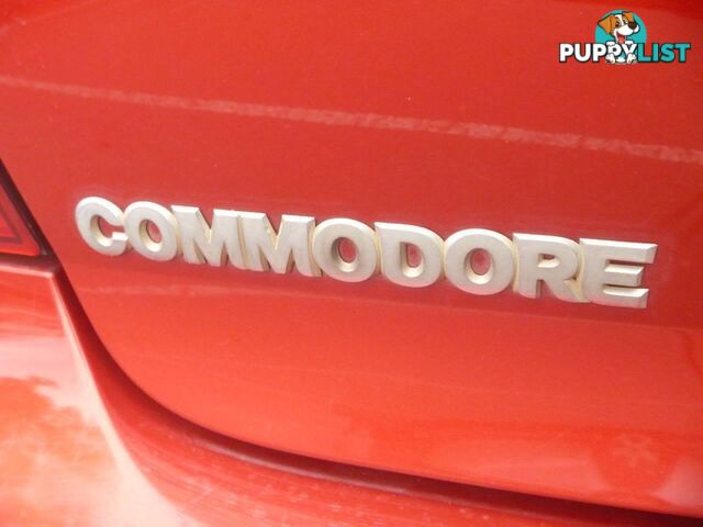 2001 HOLDEN COMMODORE ACCLAIM VX SEDAN, 4 DOORS, 5 SEATS