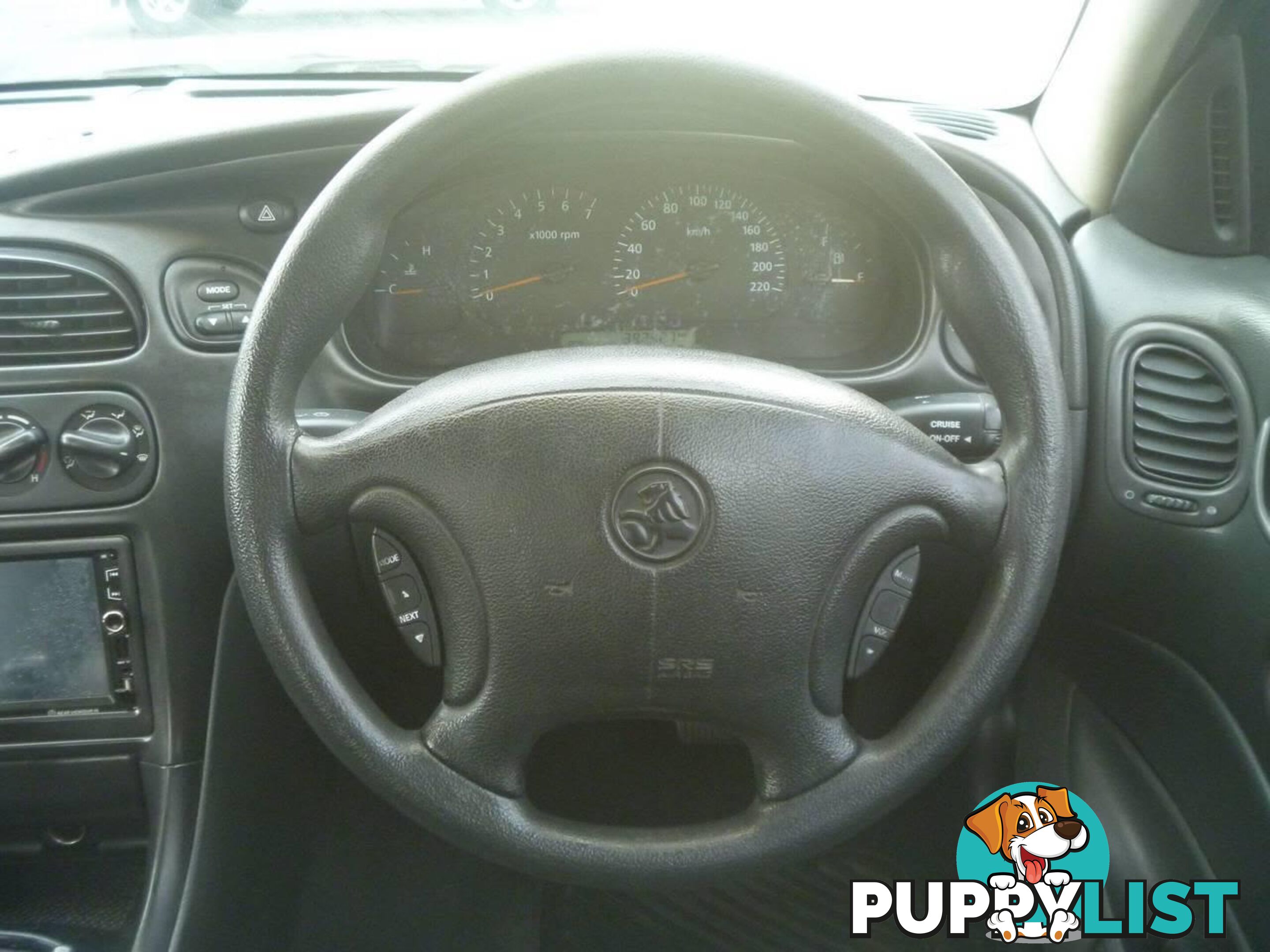 2001 HOLDEN COMMODORE ACCLAIM VX SEDAN, 4 DOORS, 5 SEATS
