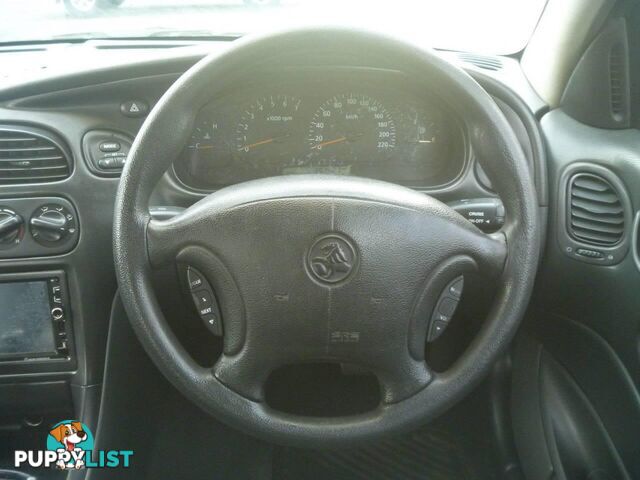 2001 HOLDEN COMMODORE ACCLAIM VX SEDAN, 4 DOORS, 5 SEATS