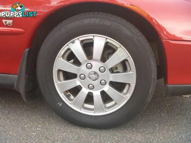 2001 HOLDEN COMMODORE ACCLAIM VX SEDAN, 4 DOORS, 5 SEATS