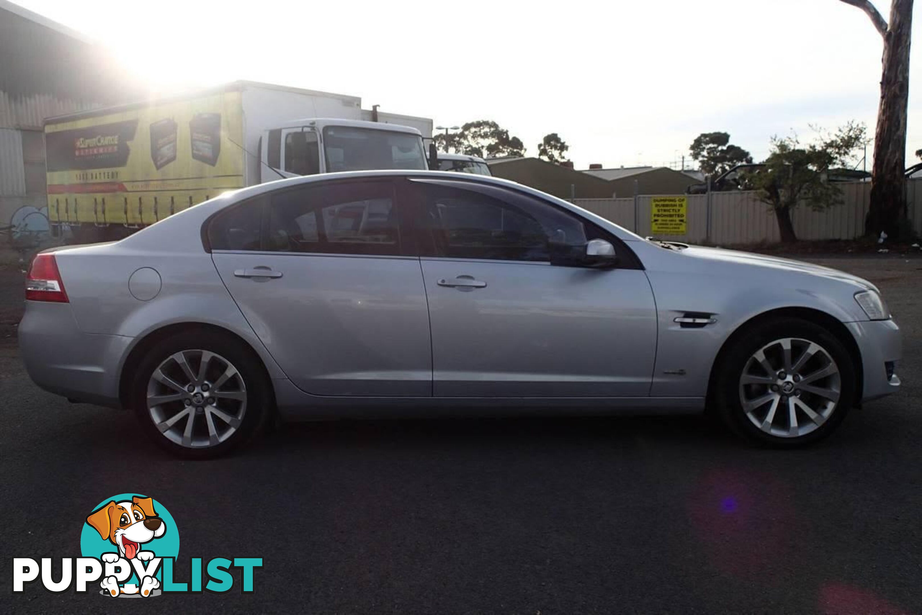 2011 HOLDEN COMMODORE BERLINA INTERNATIONAL VE II SEDAN, 4 DOORS, 5 SEATS