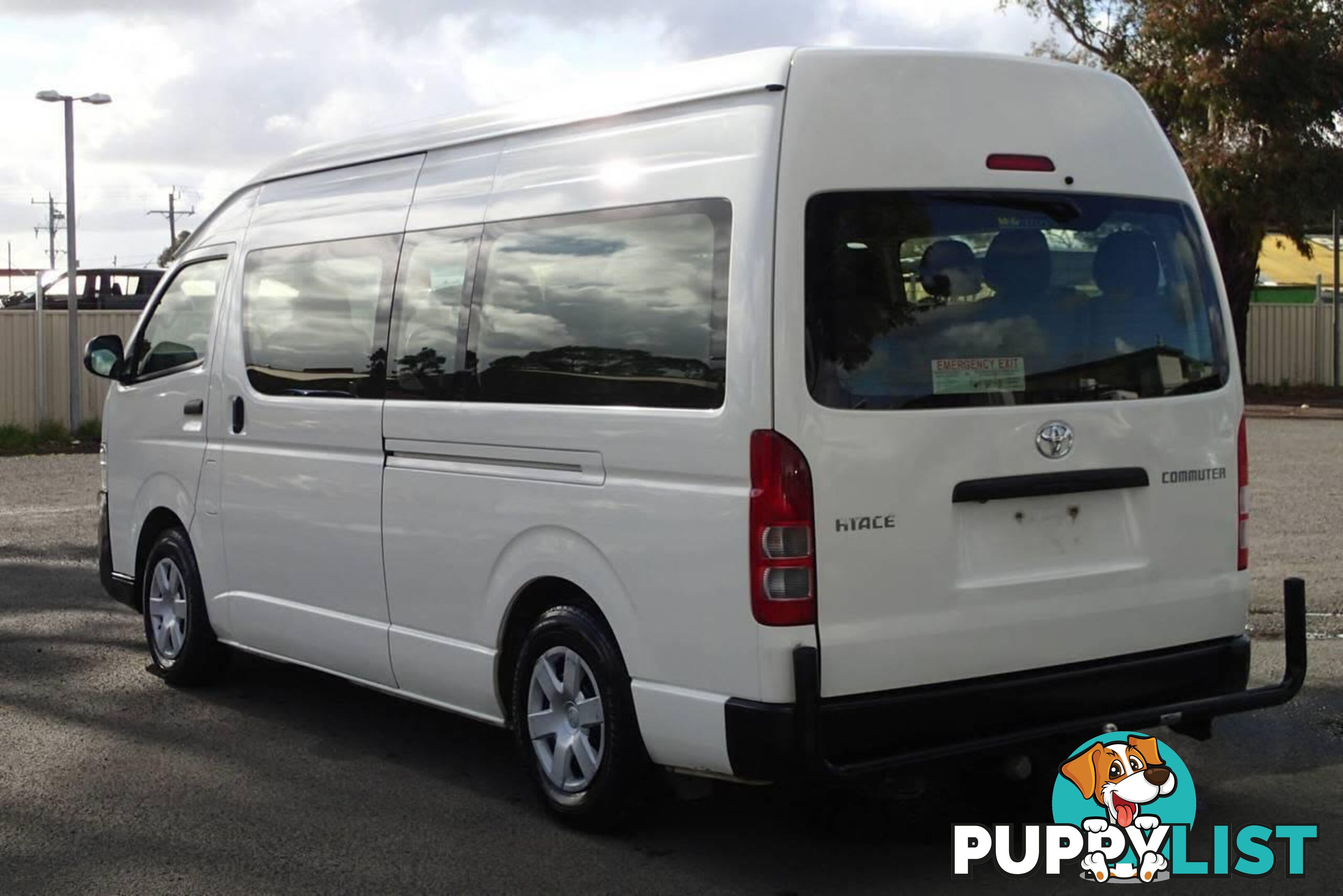 2017 TOYOTA HIACE COMMUTER TRH223R MY16 PEOPLE MOVER, 3 DOORS, 14 SEATS
