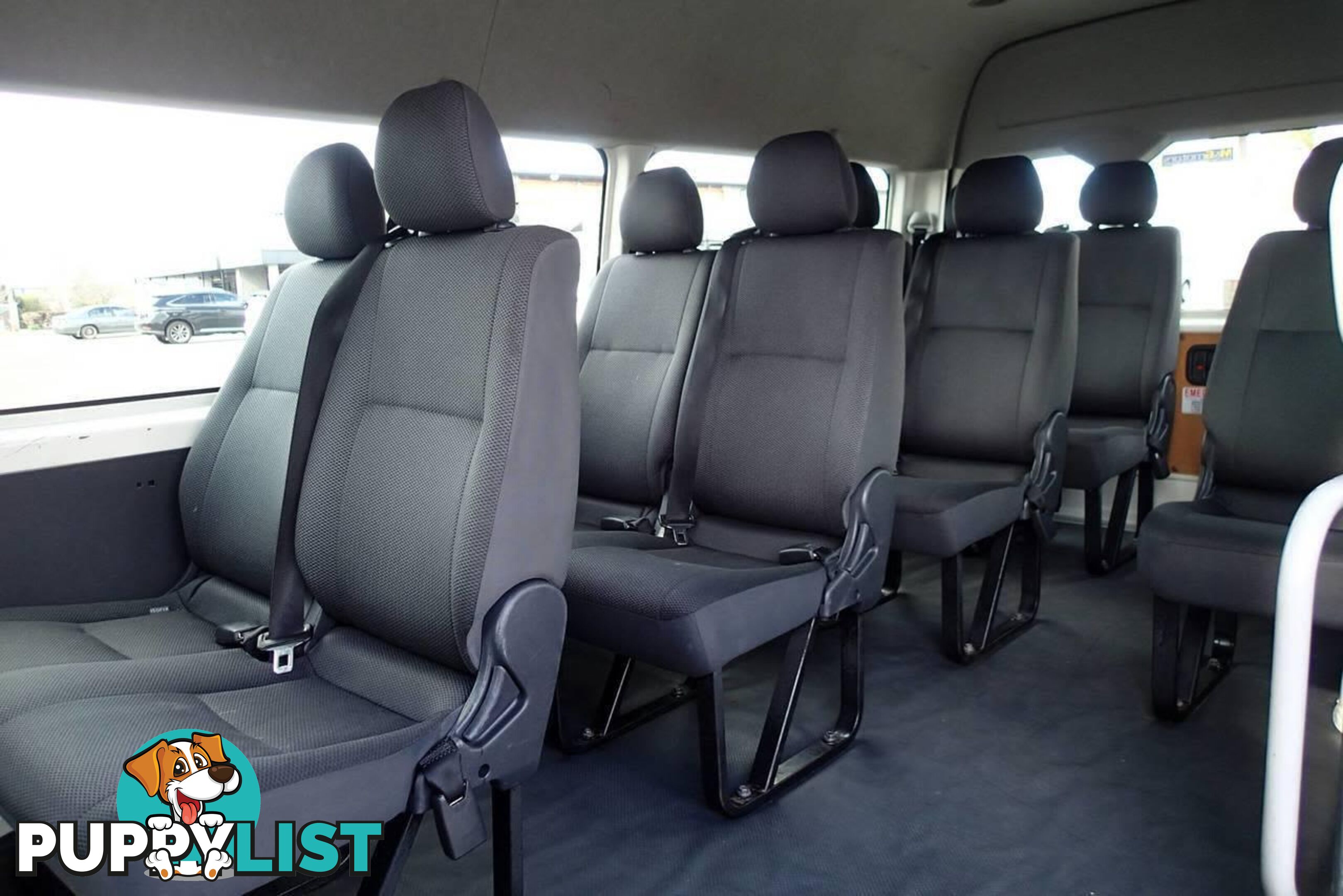 2017 TOYOTA HIACE COMMUTER TRH223R MY16 PEOPLE MOVER, 3 DOORS, 14 SEATS
