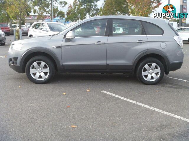 2011 HOLDEN CAPTIVA SX (FWD) CG MY10 SUV, 4 DOORS, 7 SEATS