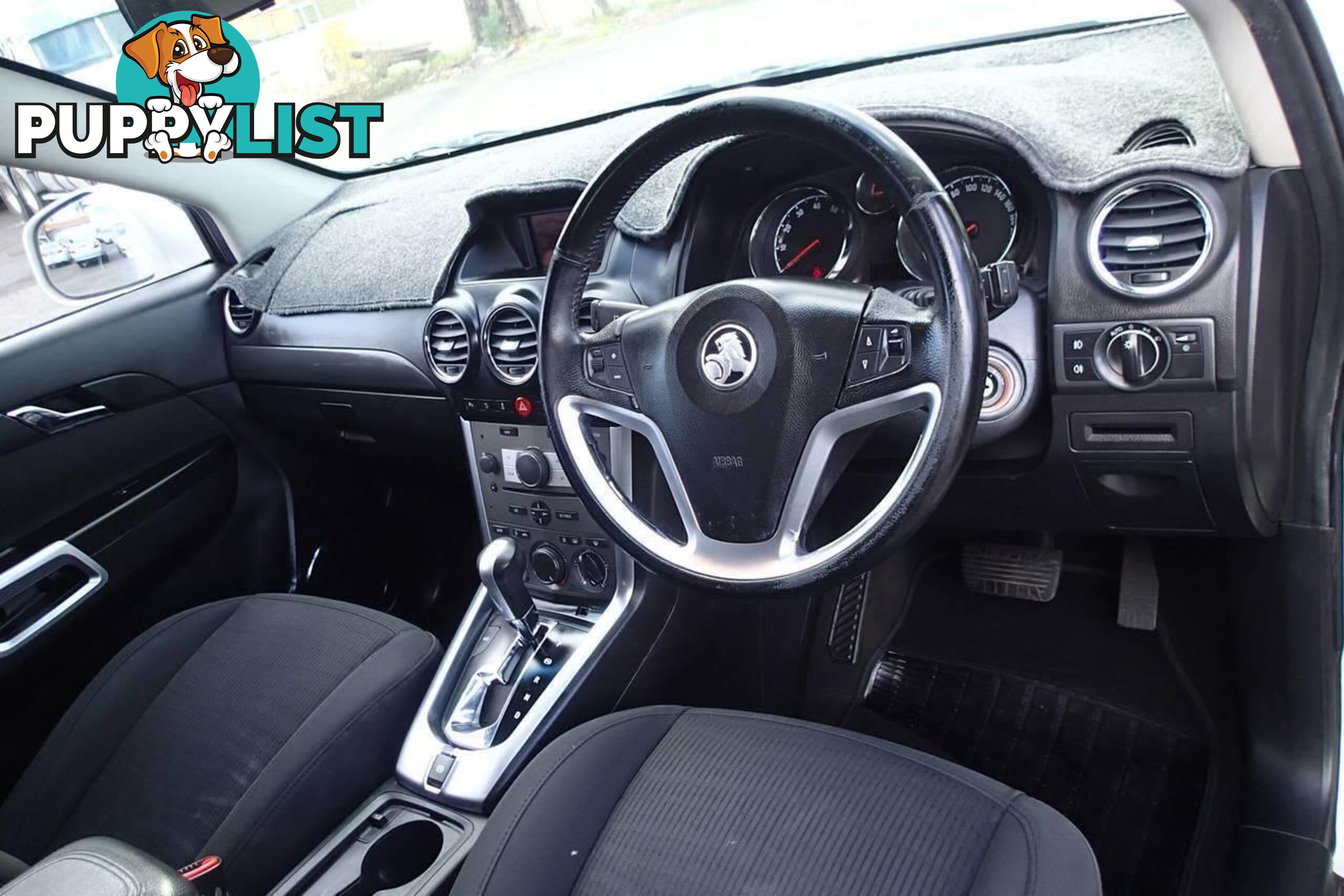 2011 HOLDEN CAPTIVA 5 (FWD) CG SERIES II SUV, 4 DOORS, 5 SEATS