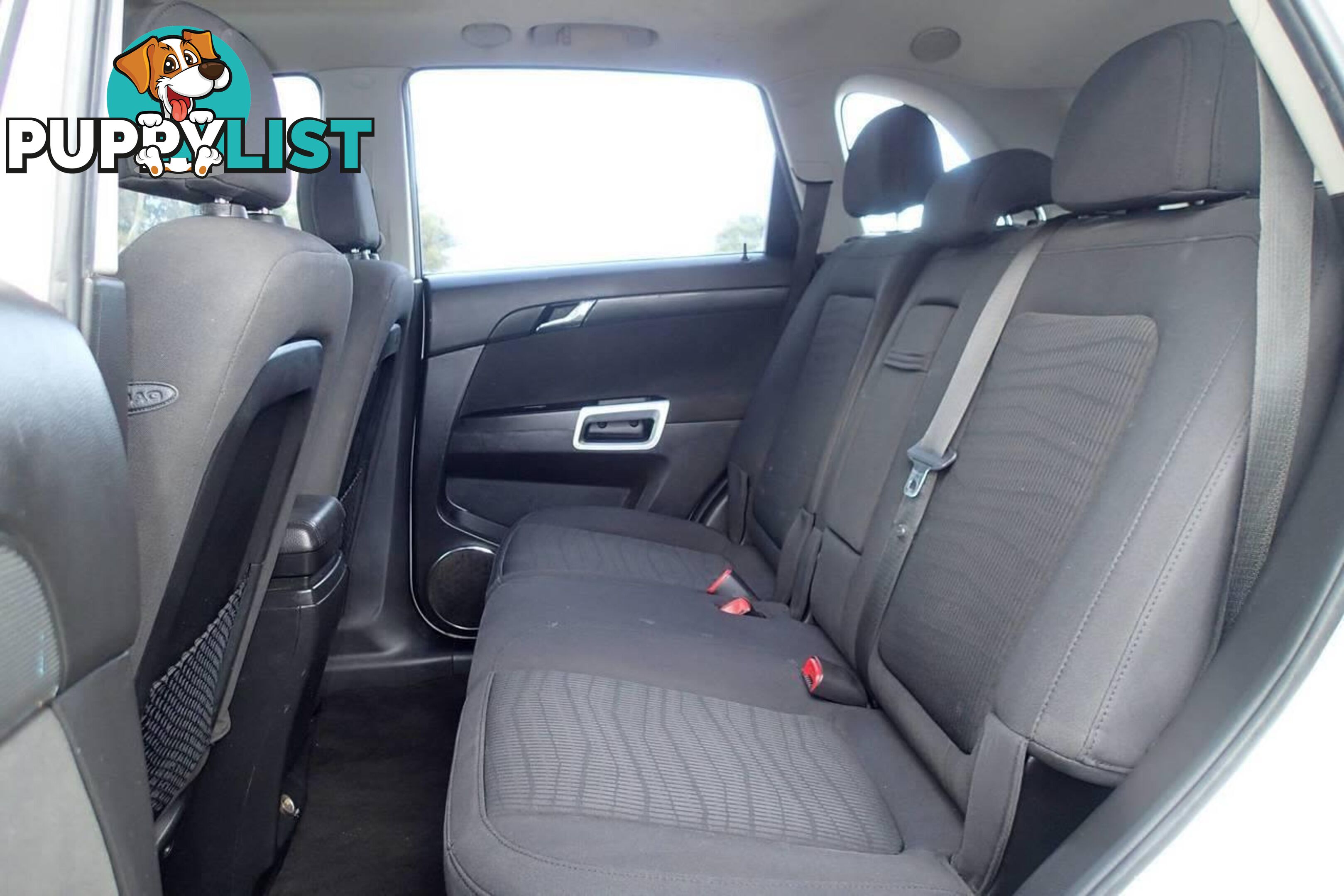 2011 HOLDEN CAPTIVA 5 (FWD) CG SERIES II SUV, 4 DOORS, 5 SEATS