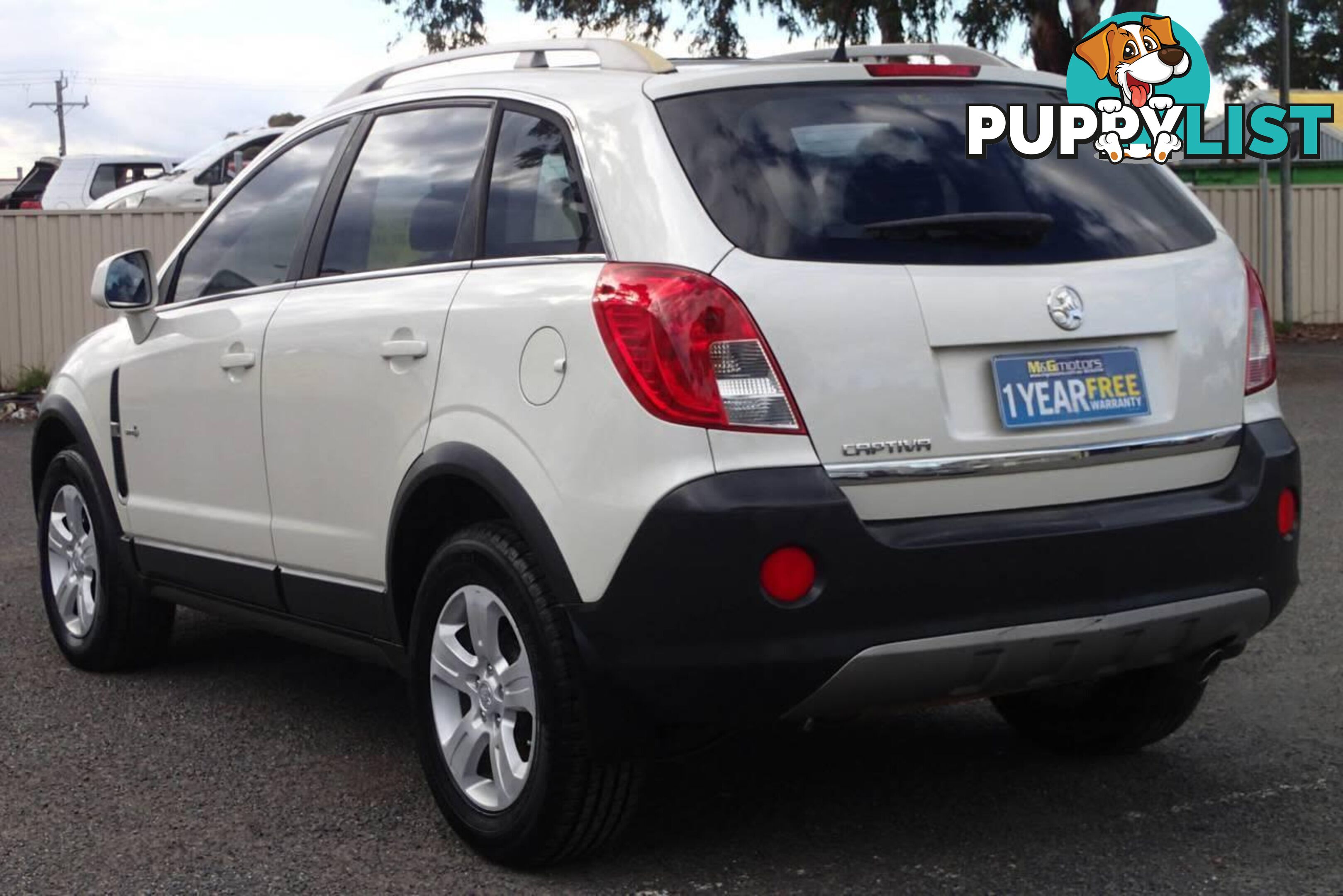 2011 HOLDEN CAPTIVA 5 (FWD) CG SERIES II SUV, 4 DOORS, 5 SEATS