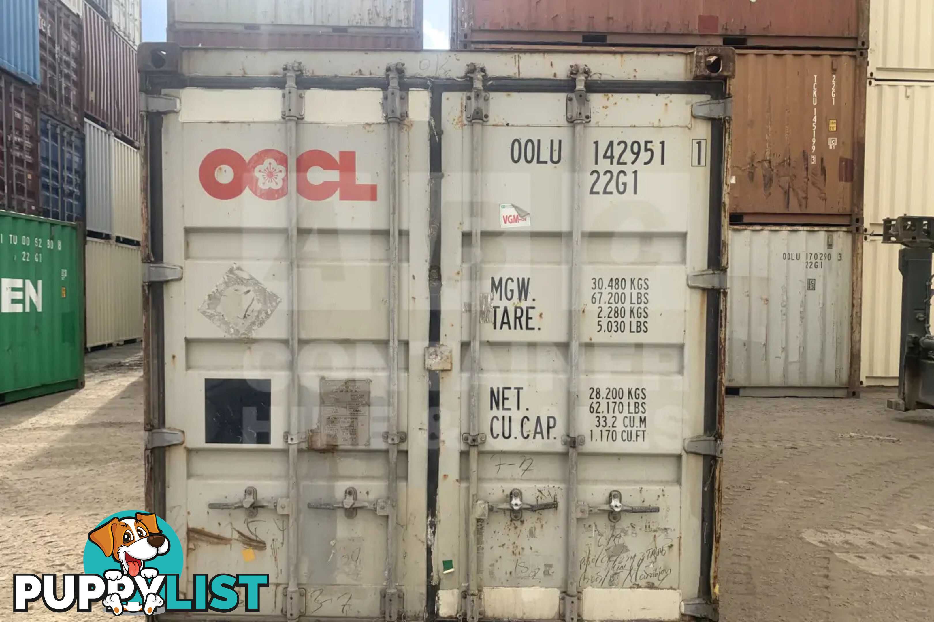 20' STANDARD HEIGHT SHIPPING CONTAINER - in Brisbane