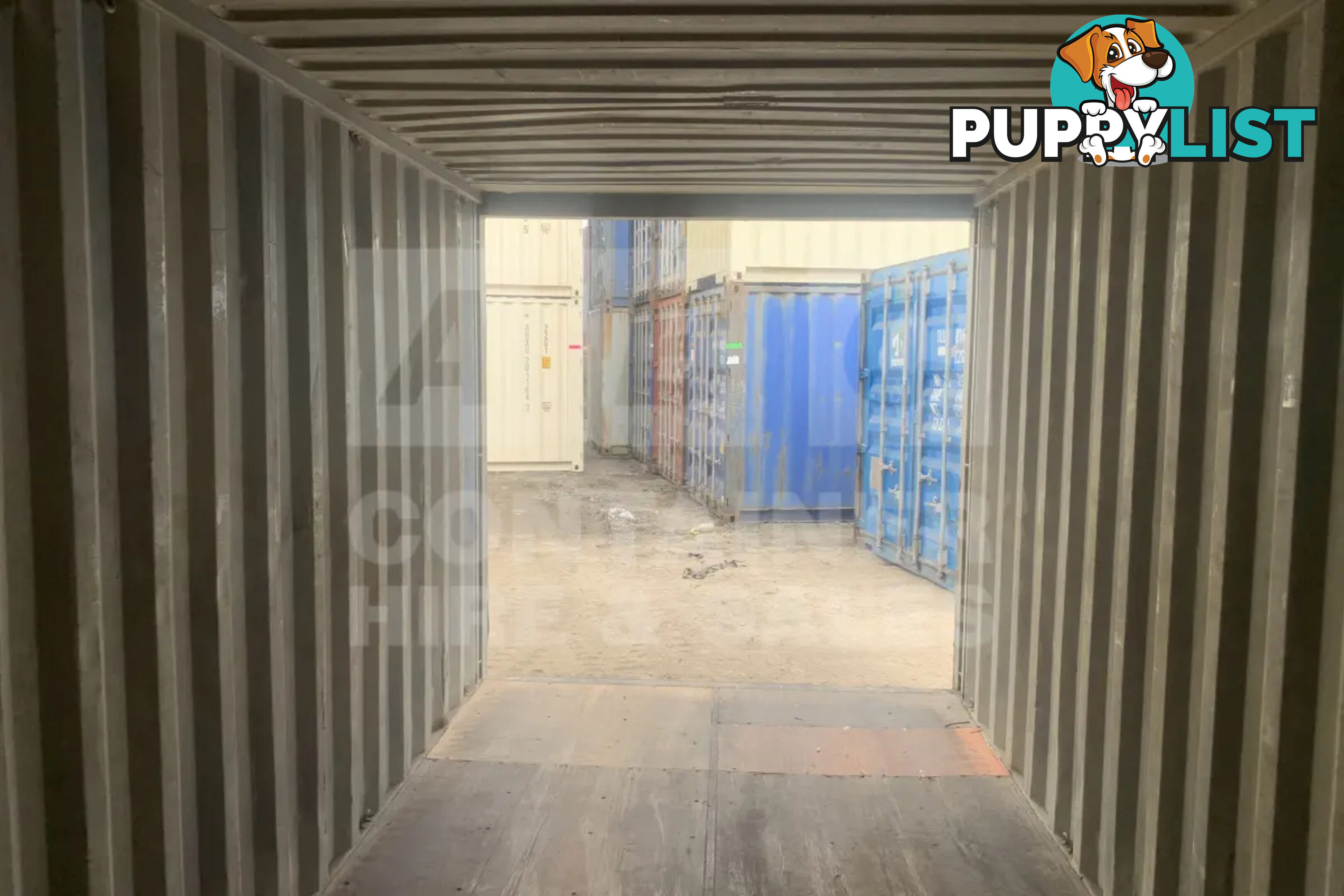 20' STANDARD HEIGHT SHIPPING CONTAINER - in Brisbane