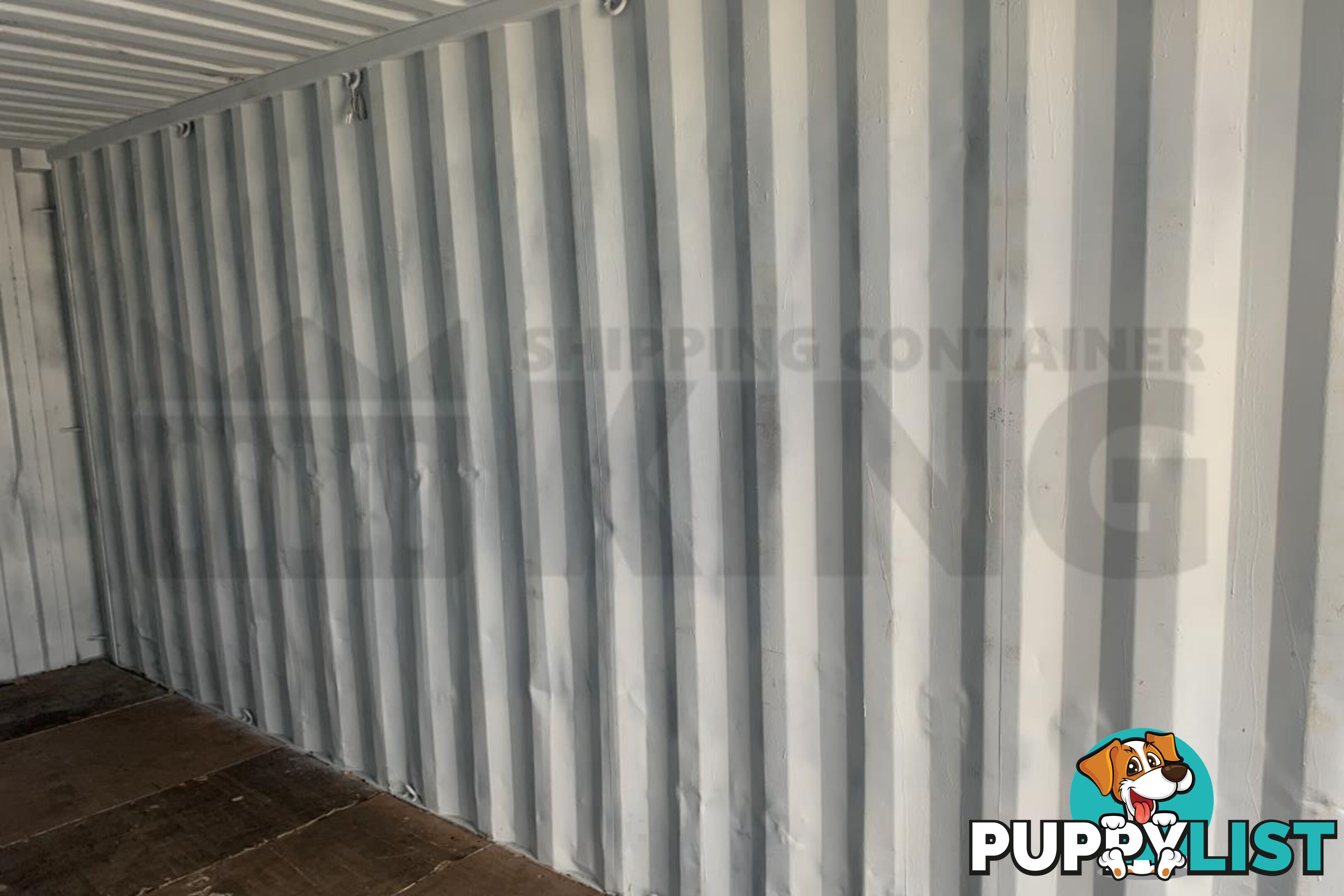 20' STANDARD HEIGHT SHIPPING CONTAINER - in Toowoomba