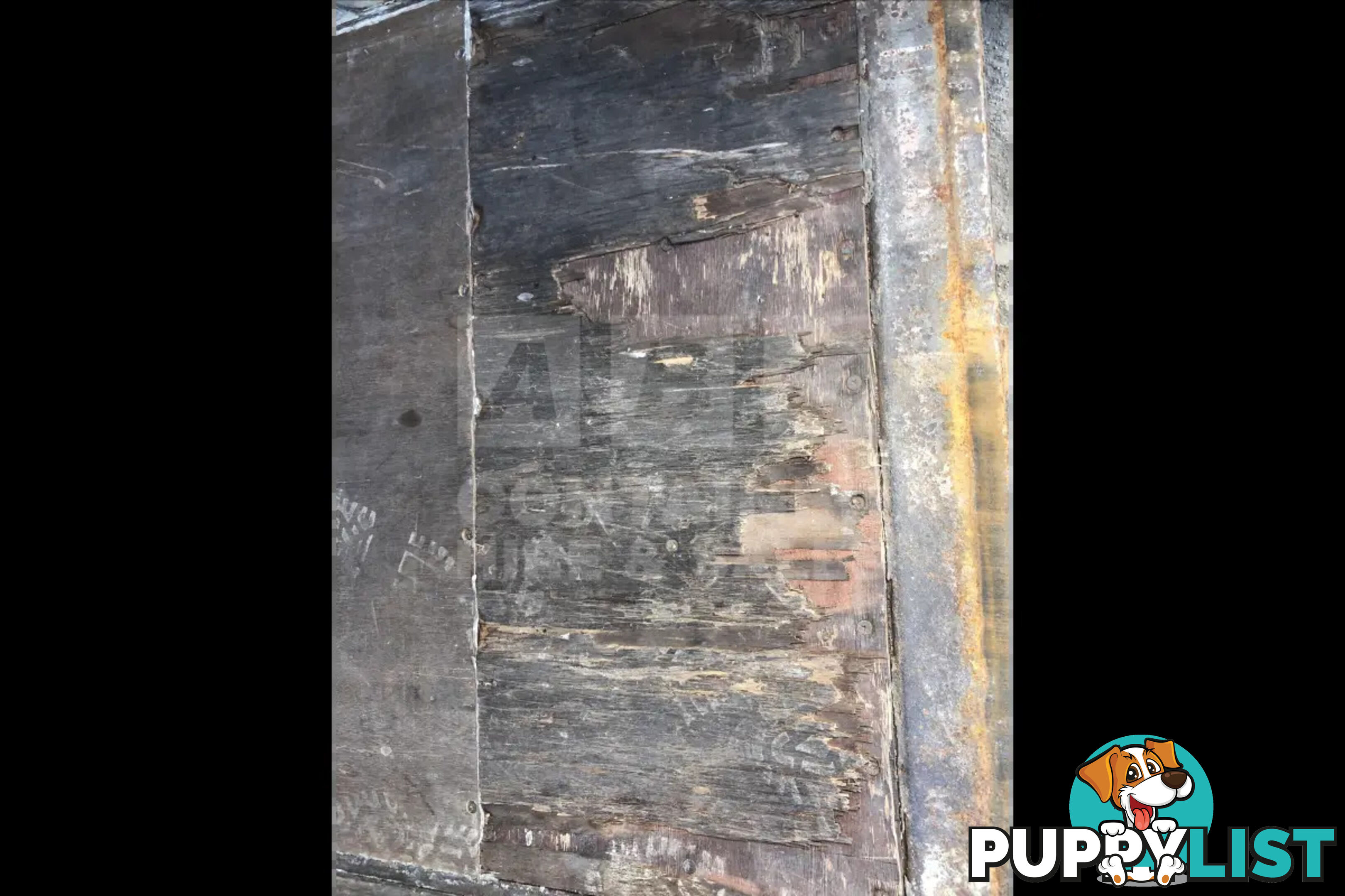 20' STANDARD HEIGHT SHIPPING CONTAINER