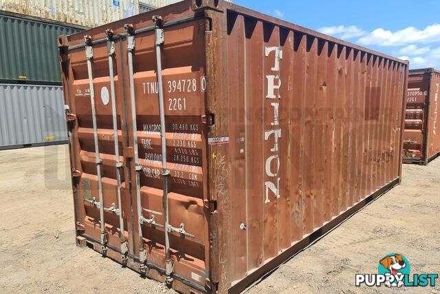 20' STANDARD HEIGHT SHIPPING CONTAINER - in Brisbane