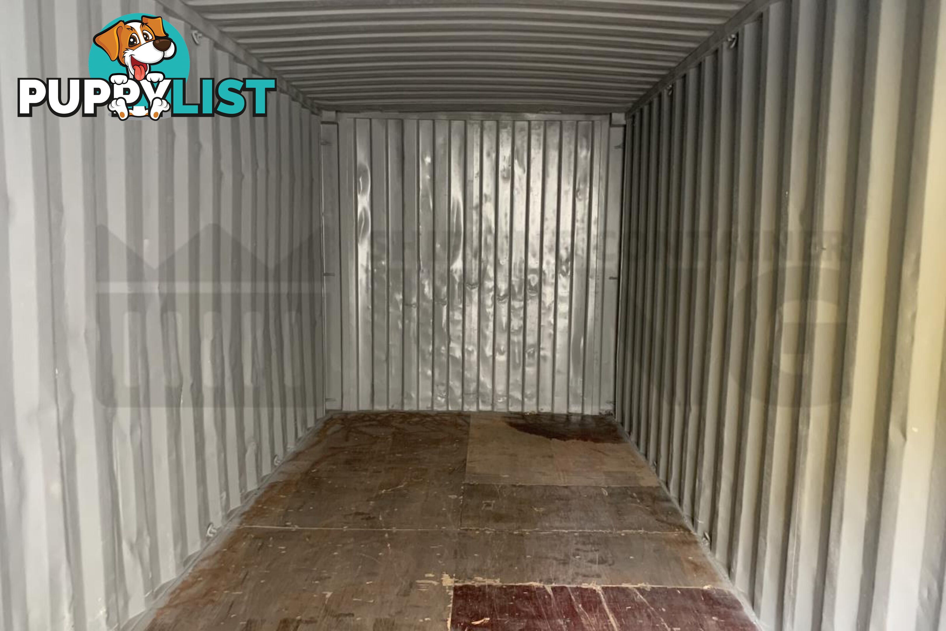 20' STANDARD HEIGHT SHIPPING CONTAINER - in Brisbane