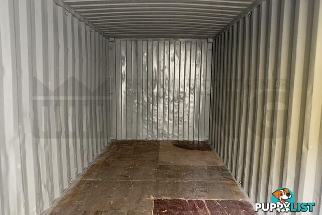 20' STANDARD HEIGHT SHIPPING CONTAINER - in Brisbane