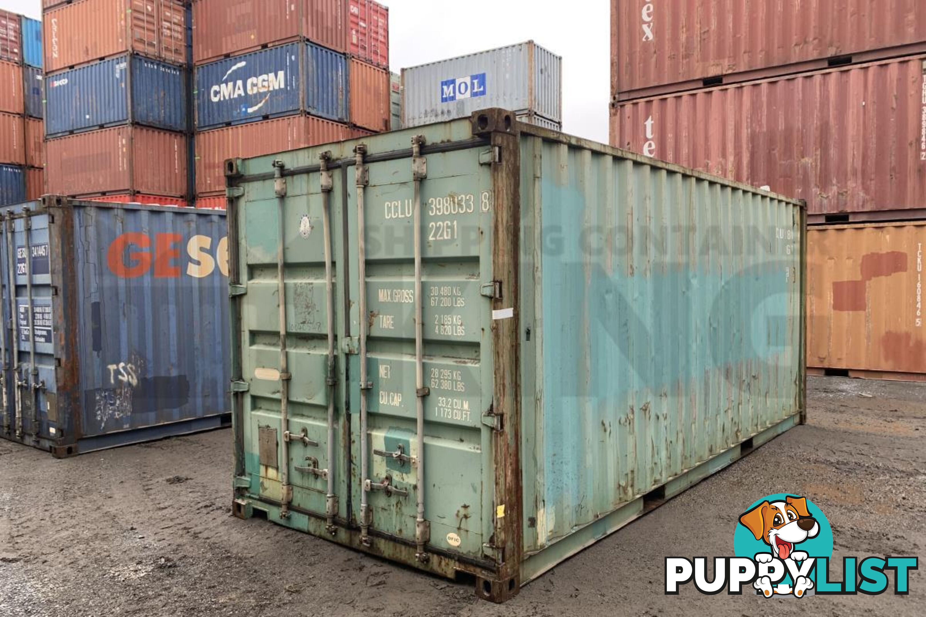 20' STANDARD HEIGHT SHIPPING CONTAINER - in Brisbane