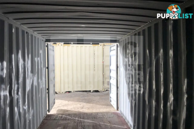 20' STANDARD HEIGHT SHIPPING CONTAINER - in Brisbane
