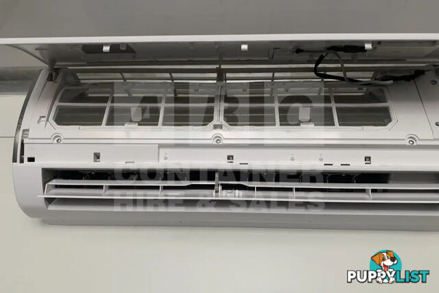 40' HIGH CUBE SHIPPING CONTAINER (NON-OPERATIONAL, MODIFIED) - in Brisbane