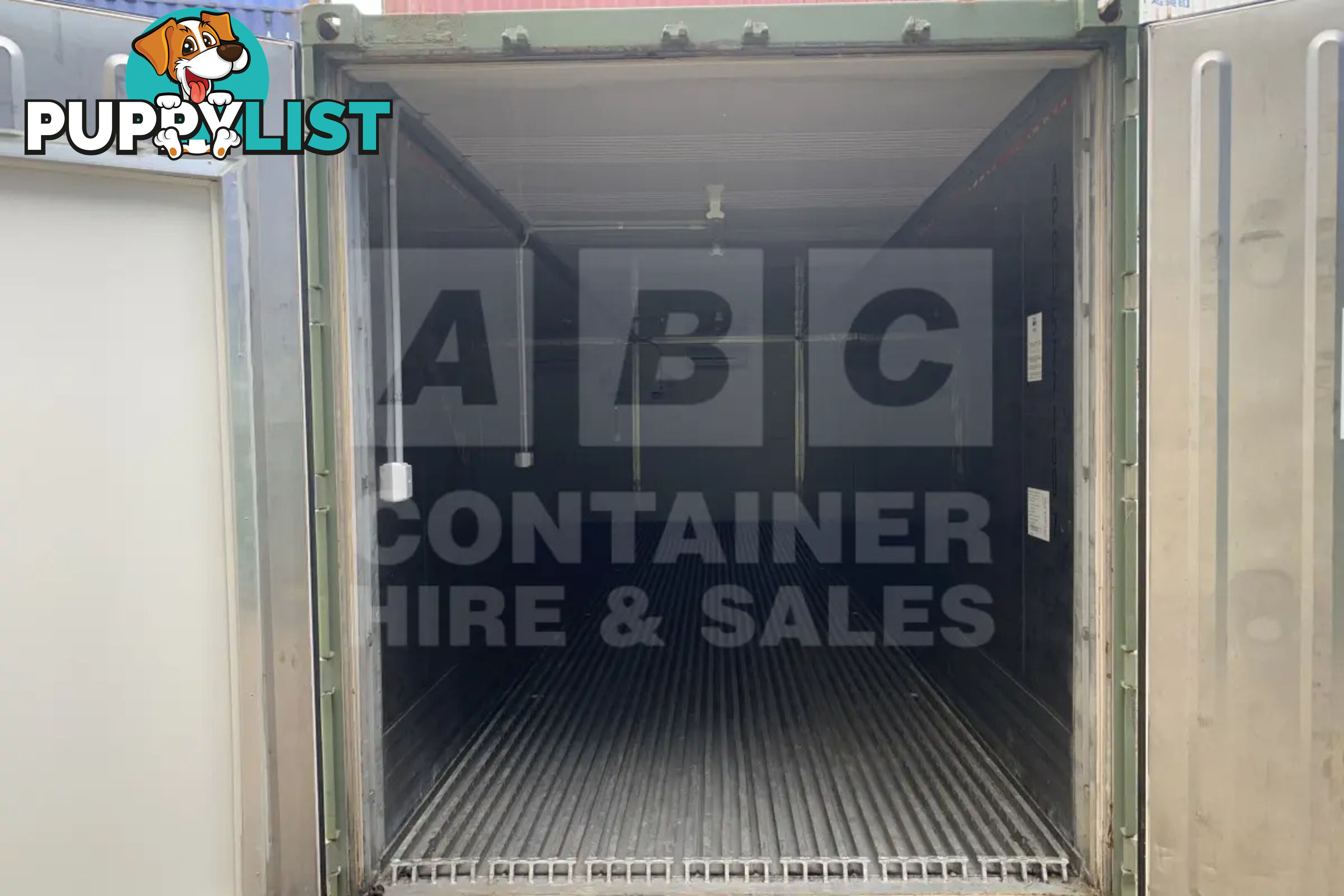 40' HIGH CUBE SHIPPING CONTAINER (NON-OPERATIONAL, MODIFIED) - in Brisbane