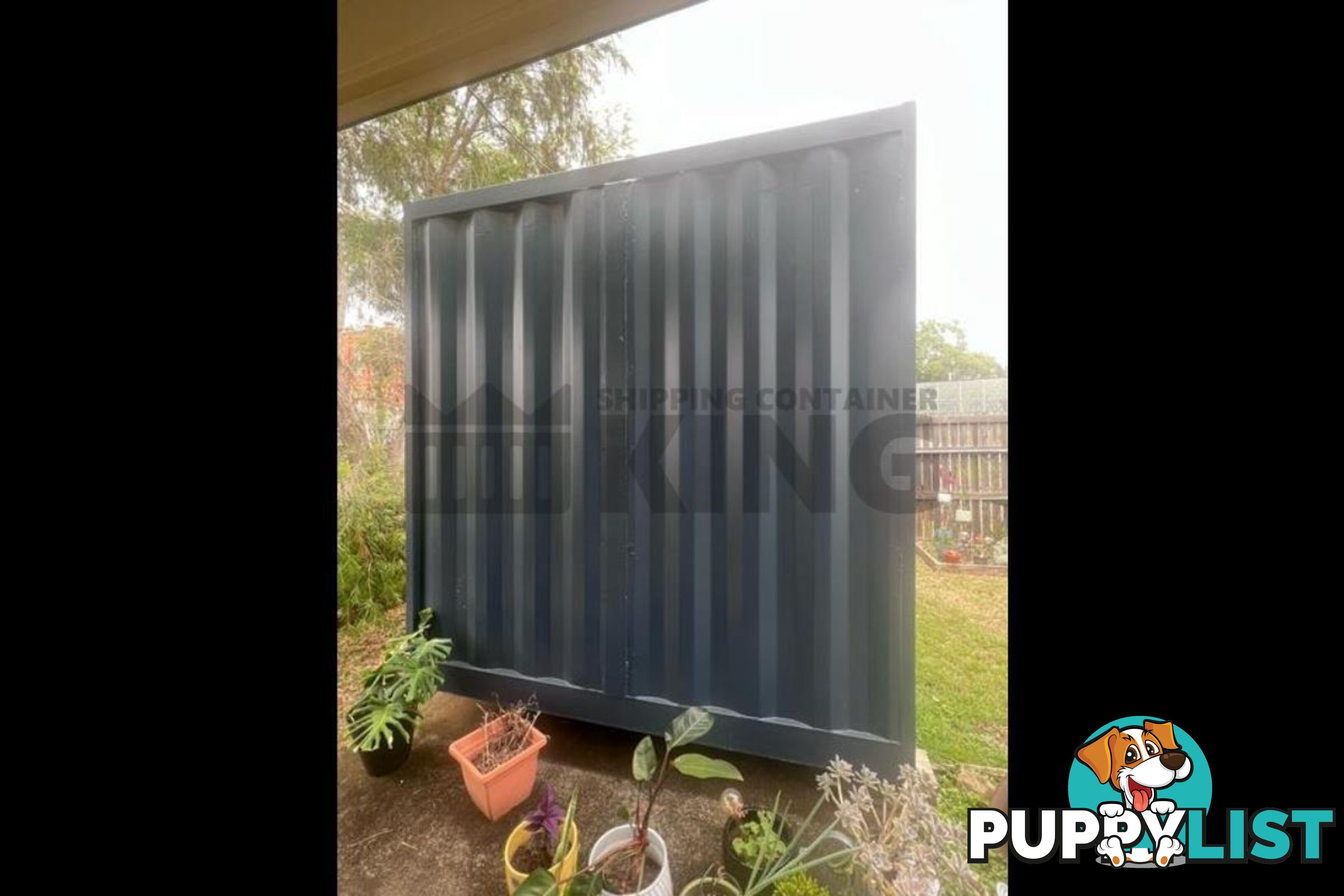 10' STANDARD HEIGHT SHIPPING CONTAINER (CONTAINER DOOR END)
