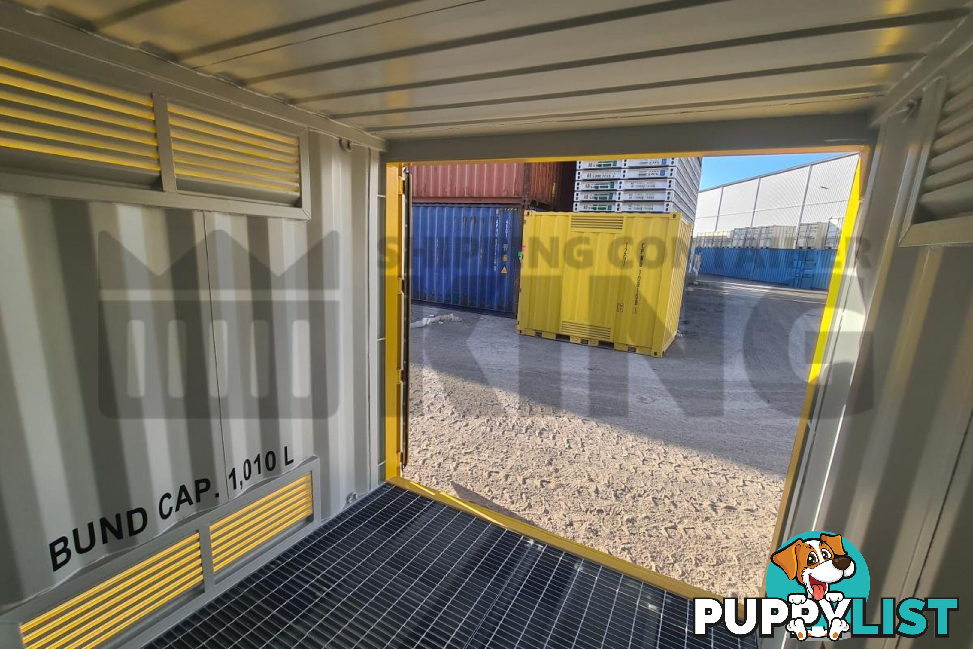 8' DANGEROUS GOODS SHIPPING CONTAINER (4 CORNER POST)