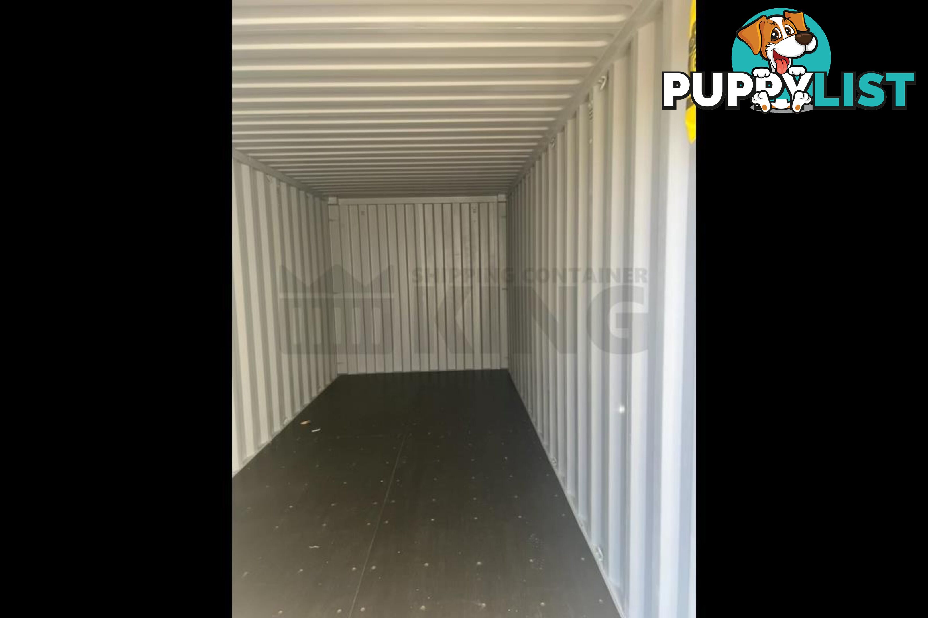 20' STANDARD HEIGHT SHIPPING CONTAINER (CAMOUFLAGE) - in Rockhampton