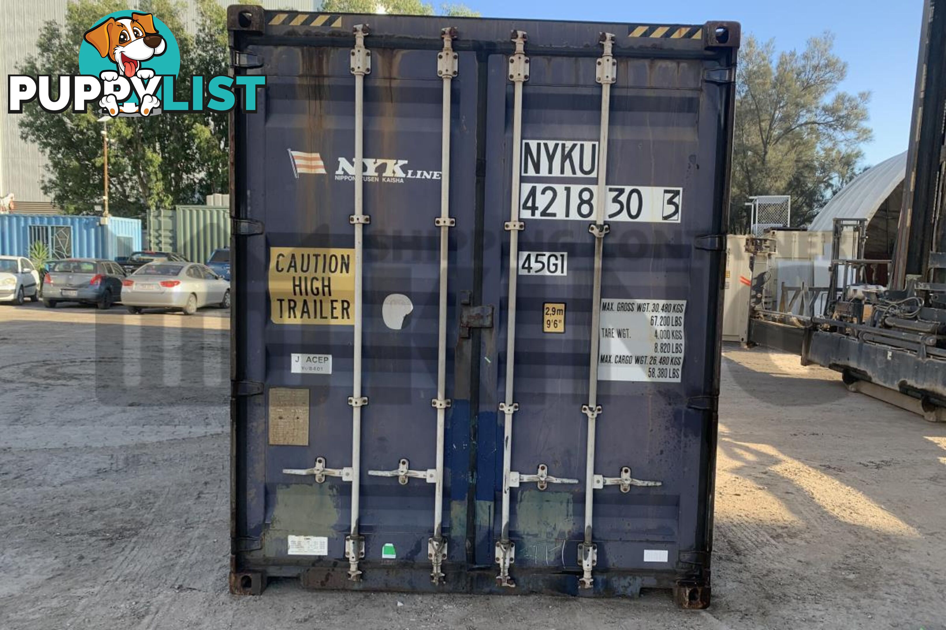 40' HIGH CUBE SHIPPING CONTAINER