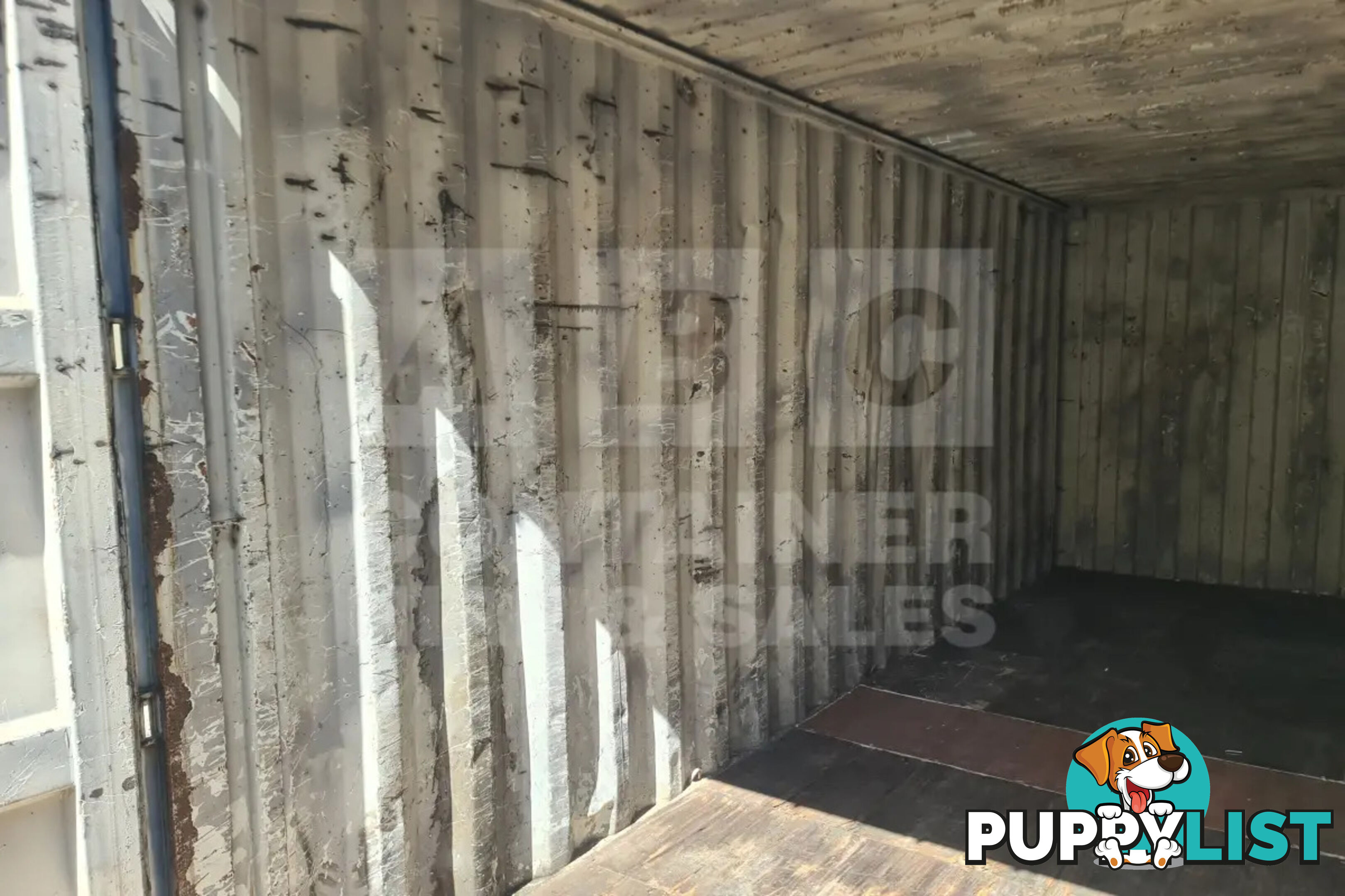 20' STANDARD HEIGHT SHIPPING CONTAINER