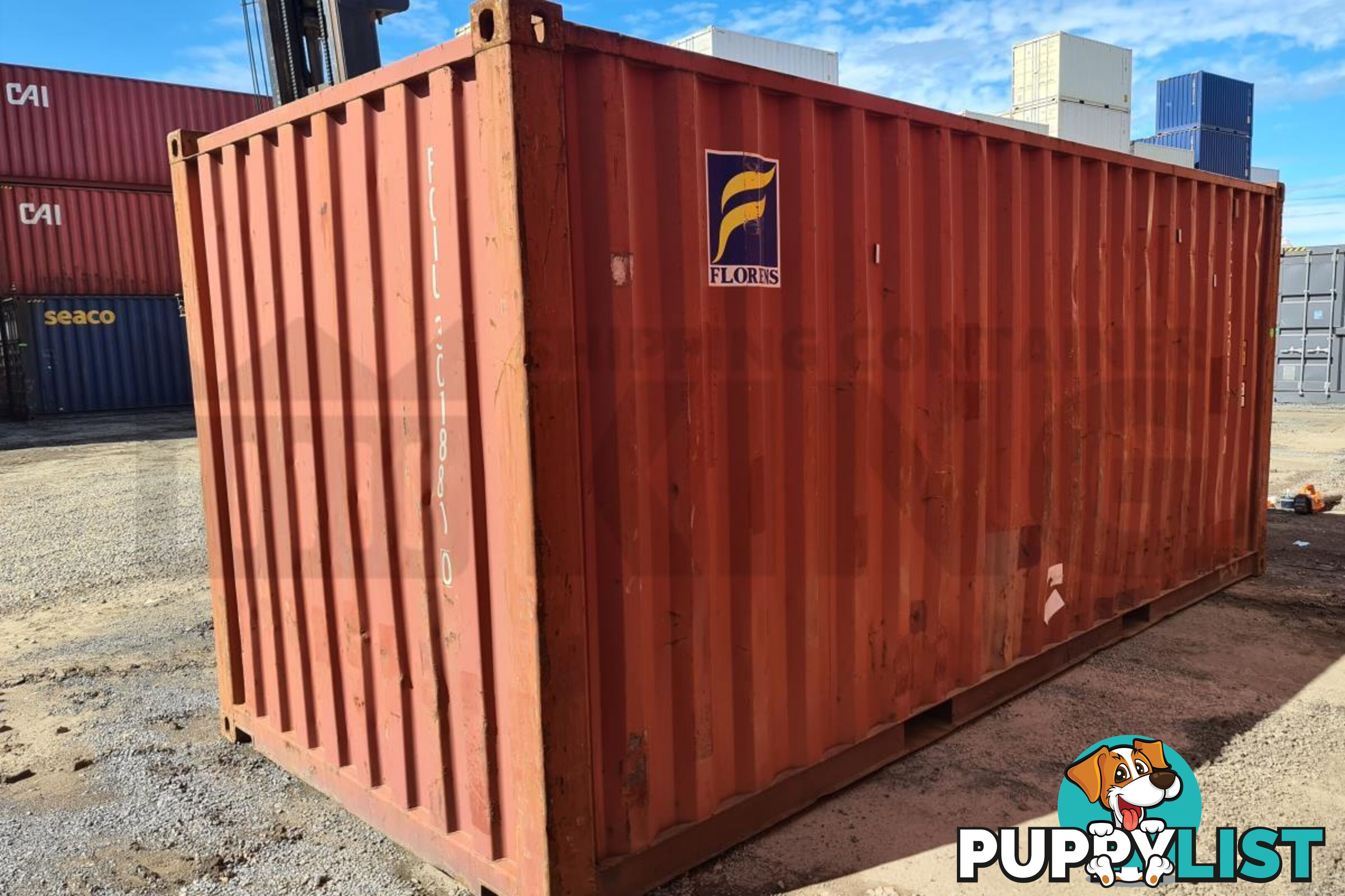 20' STANDARD HEIGHT SHIPPING CONTAINER - in Brisbane