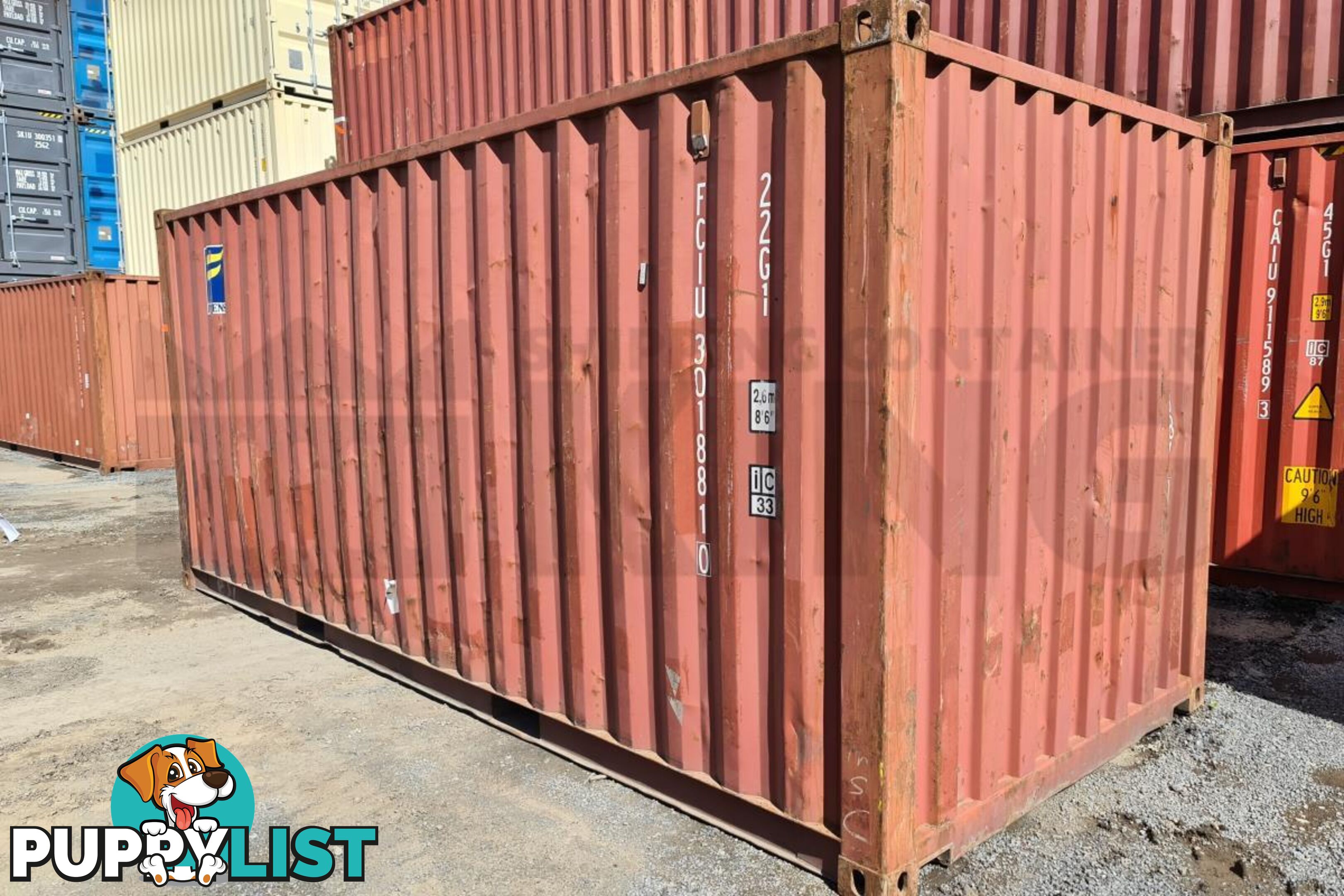 20' STANDARD HEIGHT SHIPPING CONTAINER - in Brisbane