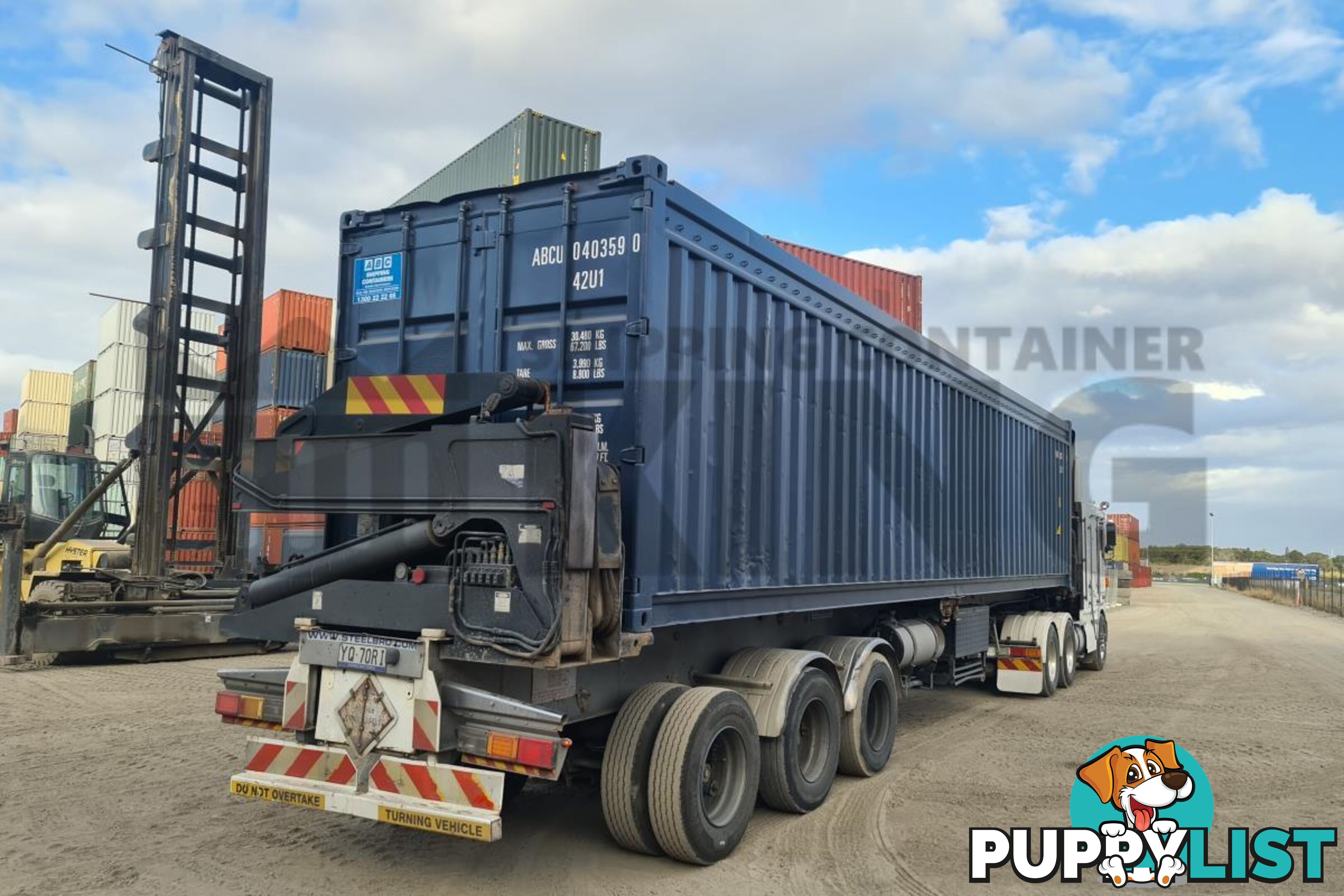 40' STANDARD HEIGHT OPEN TOP SHIPPING CONTAINER (TARP AND BOWS, TIMBER FLOOR)