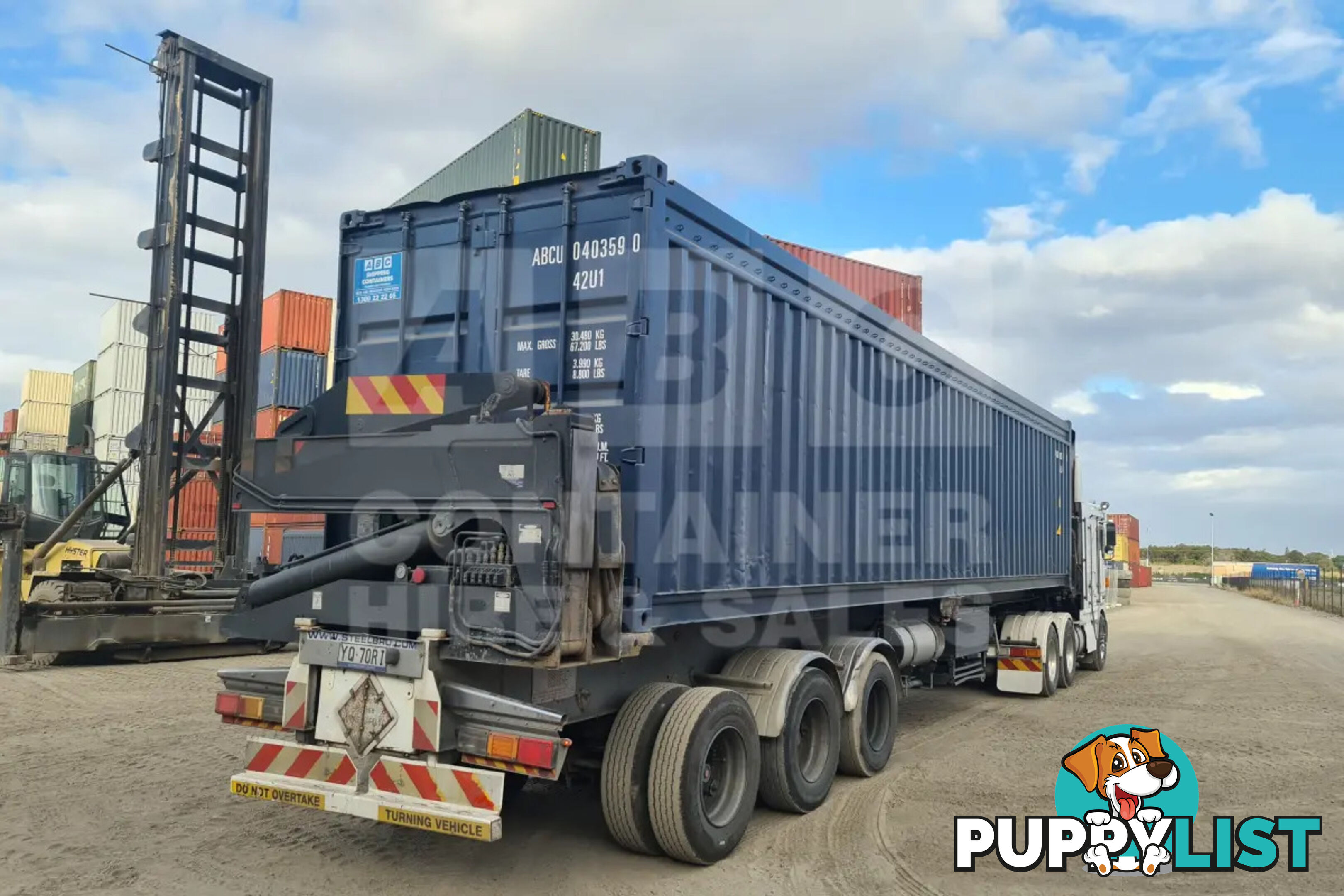40' STANDARD HEIGHT OPEN TOP SHIPPING CONTAINER (TARP AND BOWS, TIMBER FLOOR)