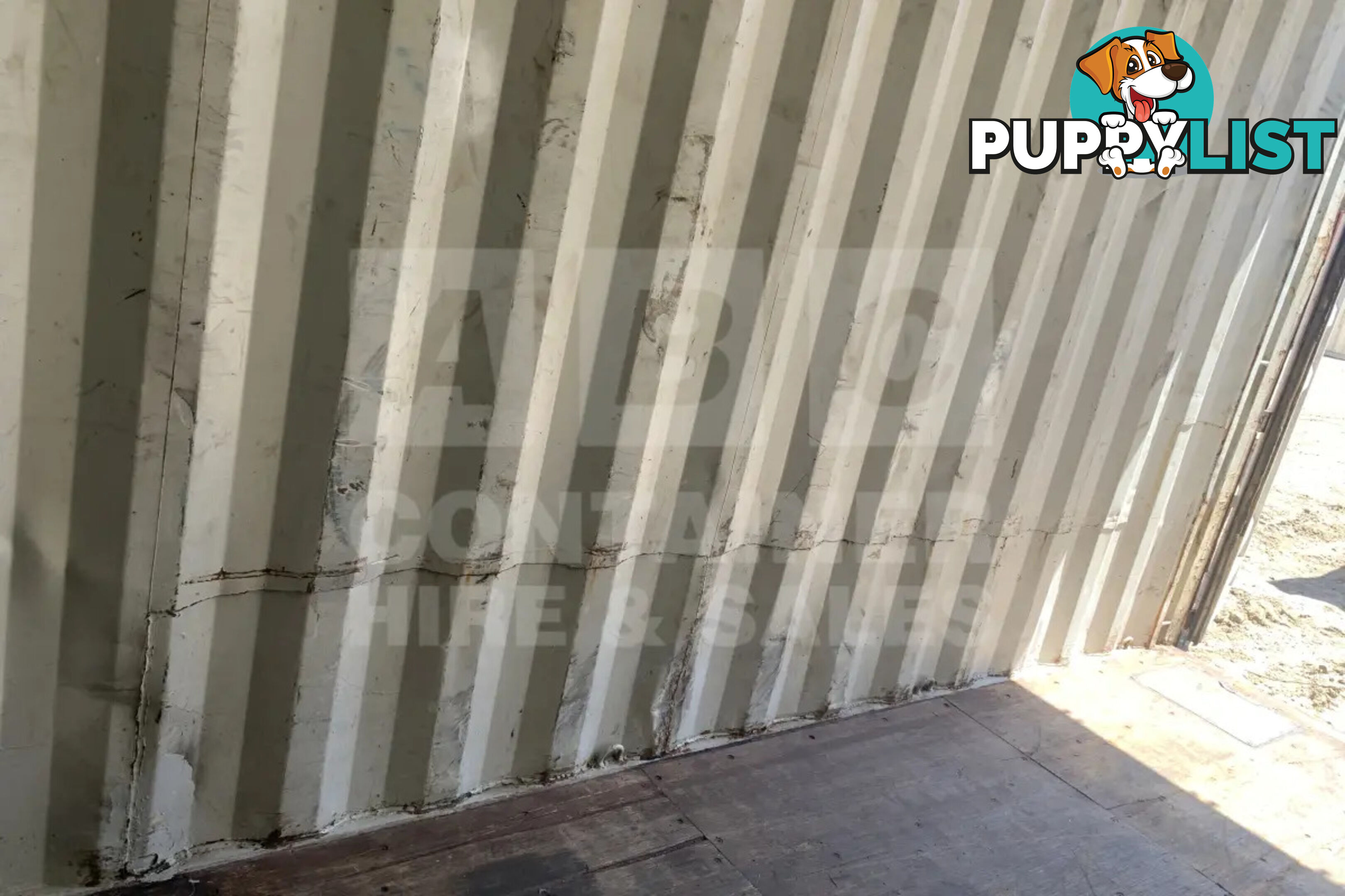 40' HIGH CUBE SHIPPING CONTAINER