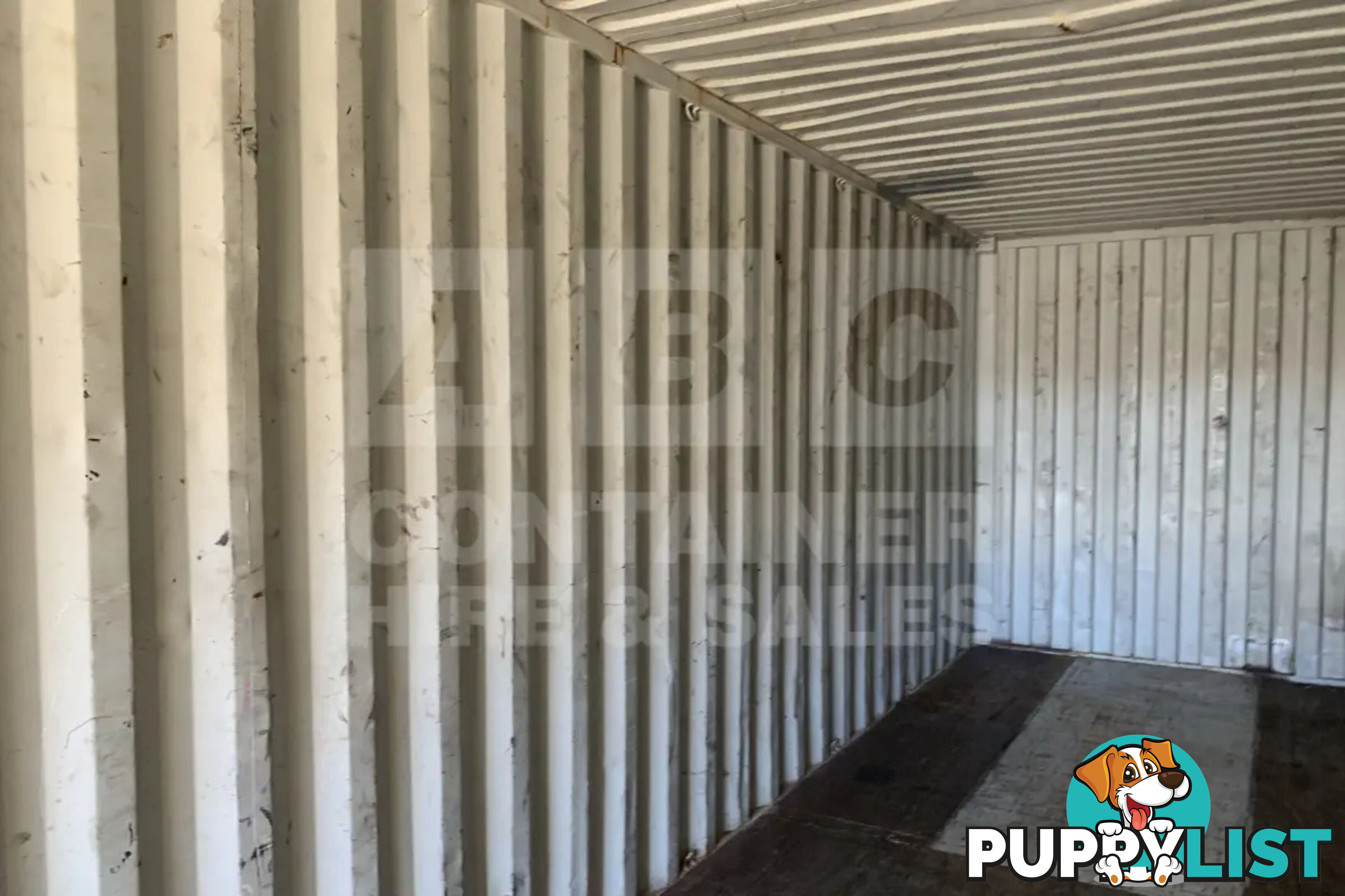 40' HIGH CUBE SHIPPING CONTAINER