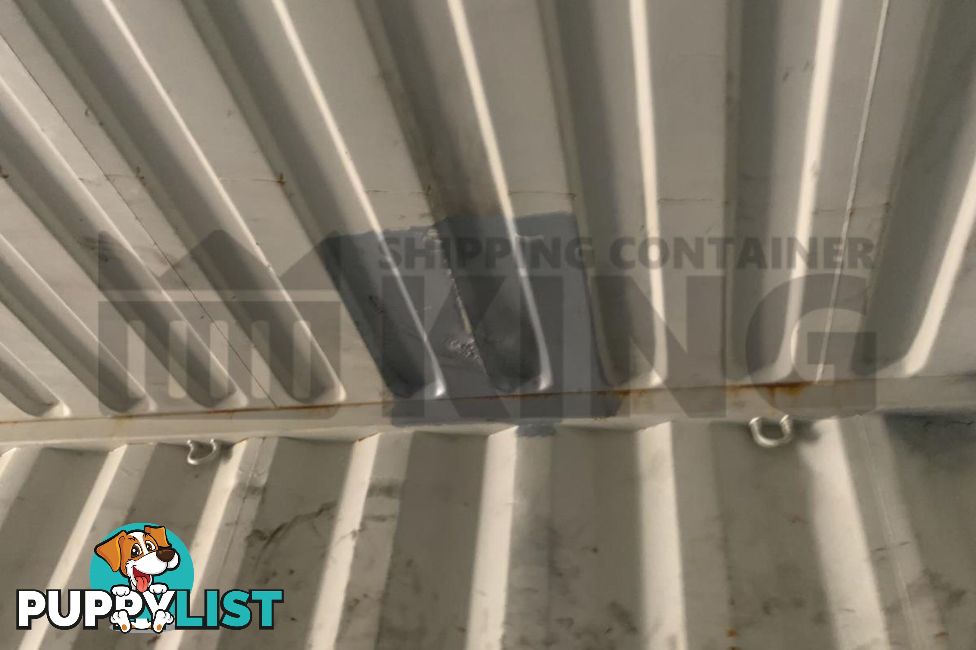 40' HIGH CUBE SHIPPING CONTAINER