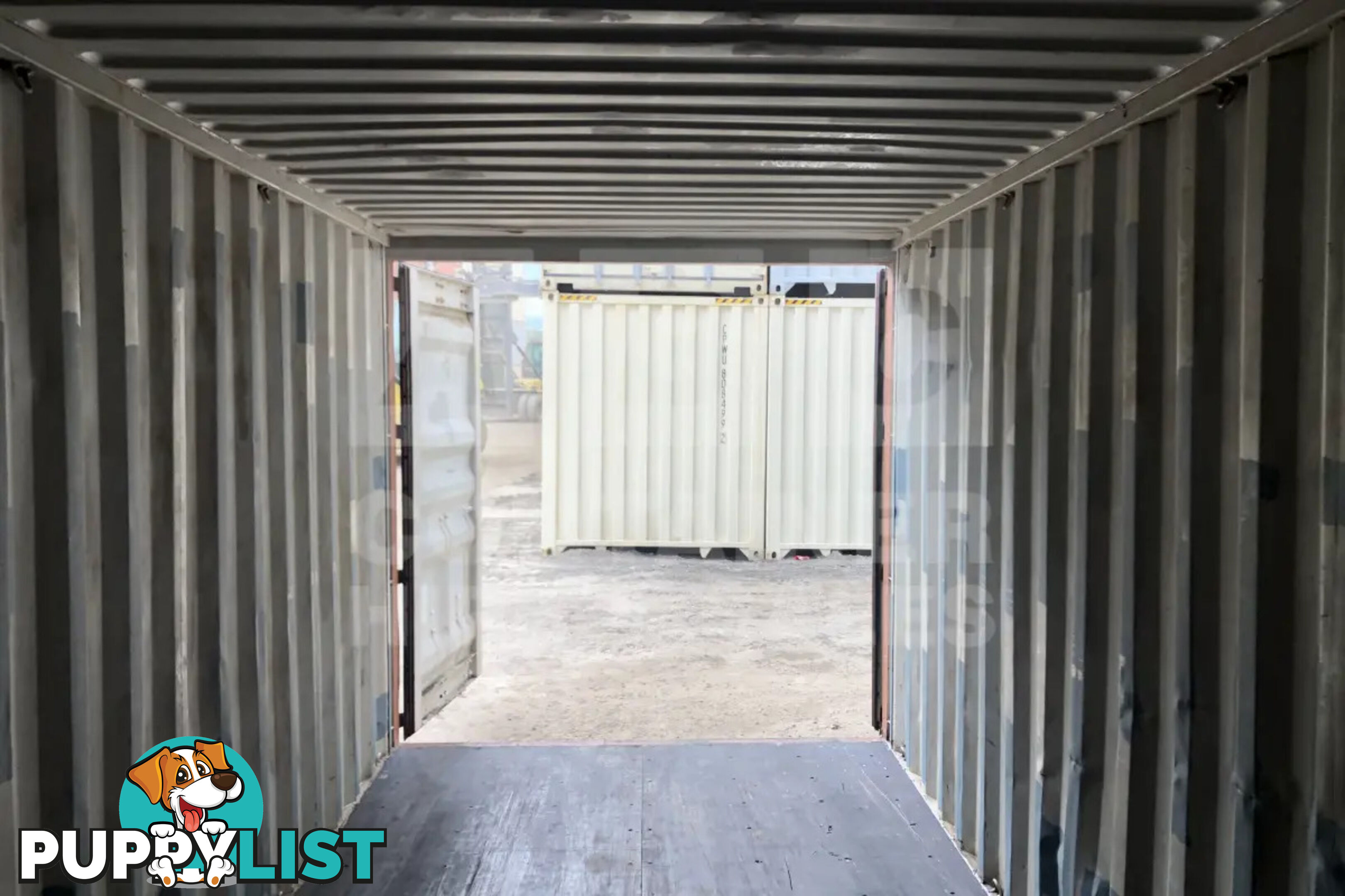 20' STANDARD HEIGHT SHIPPING CONTAINER - in Toowoomba