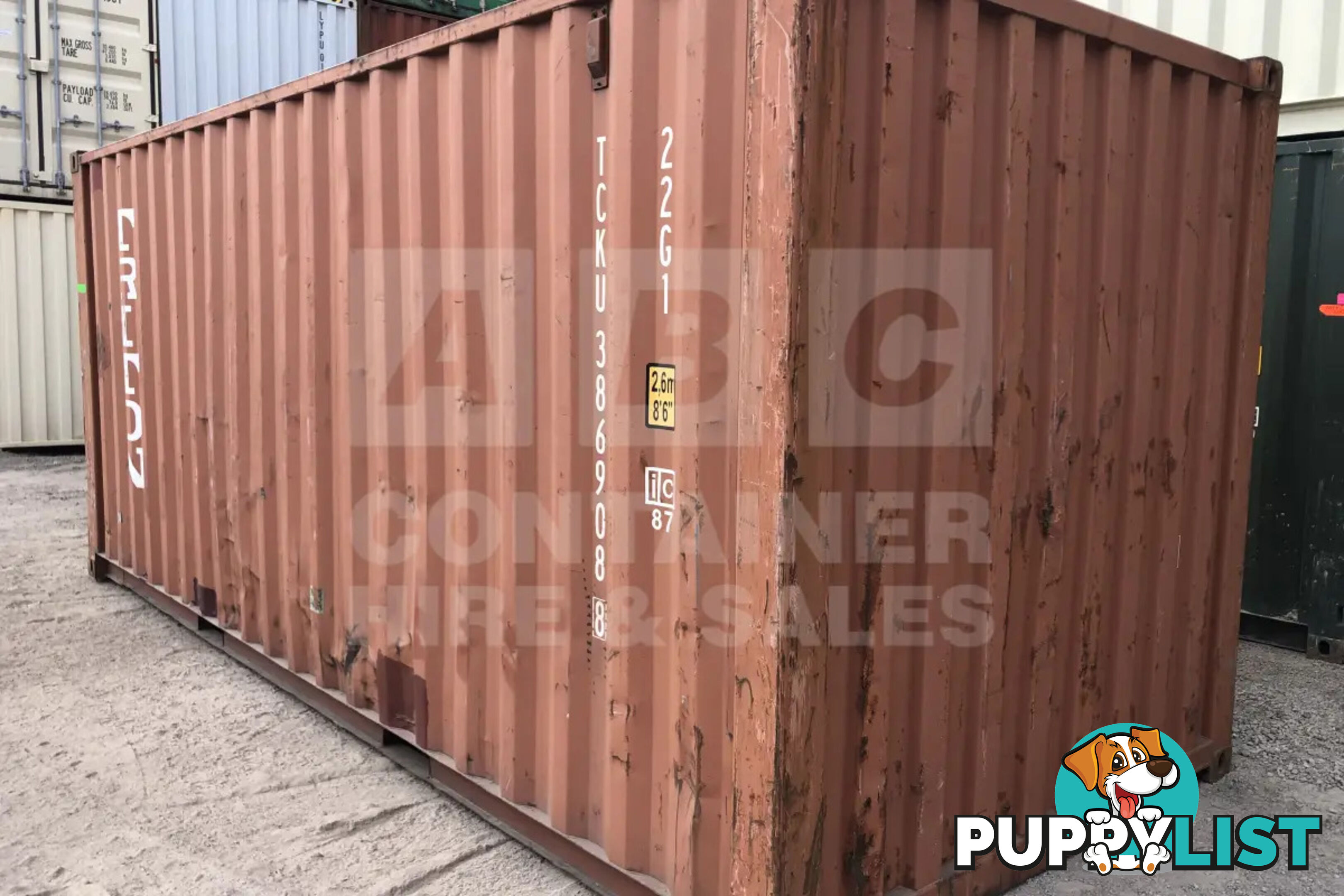 20' STANDARD HEIGHT SHIPPING CONTAINER - in Toowoomba
