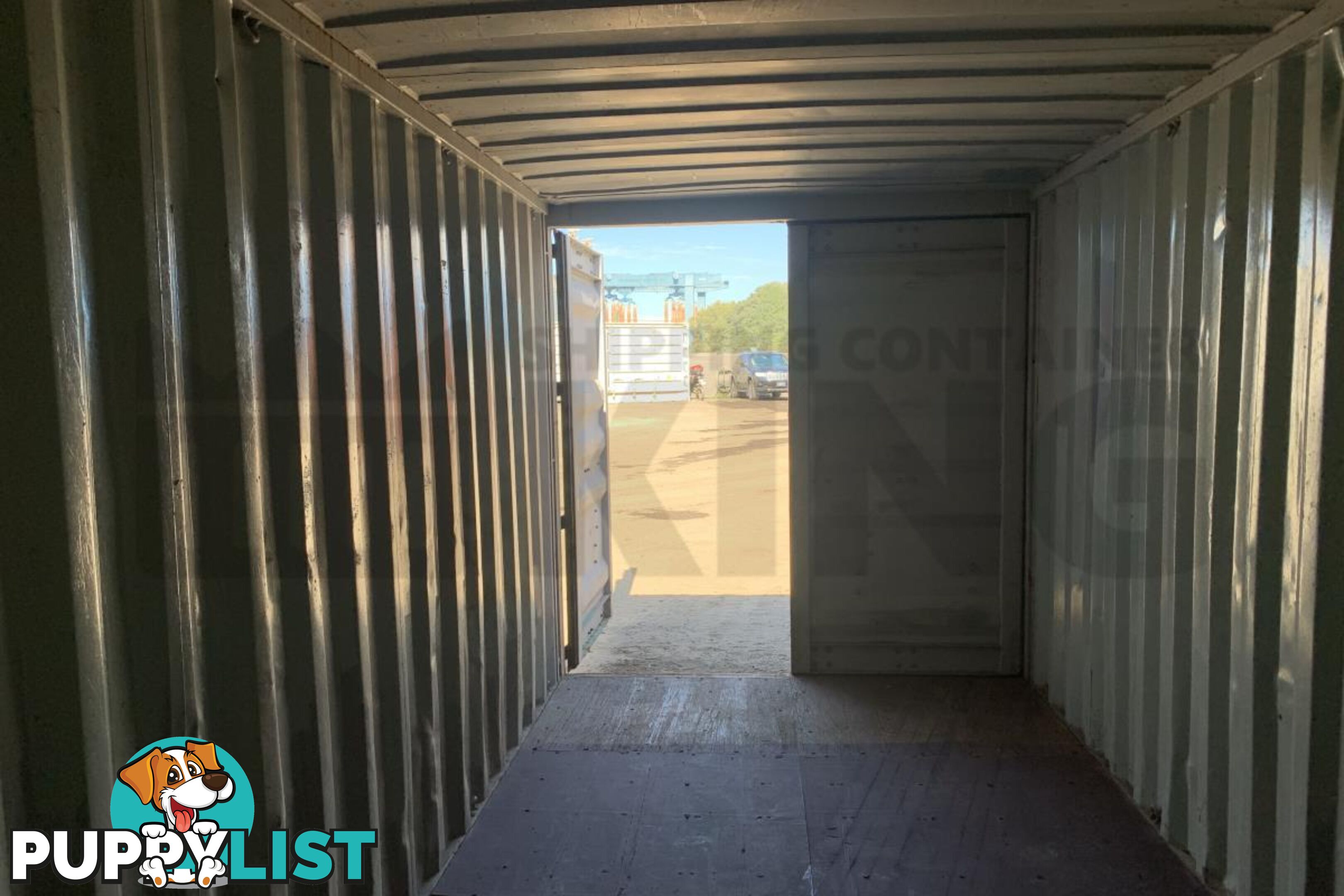 20' STANDARD HEIGHT SHIPPING CONTAINER - in Brisbane