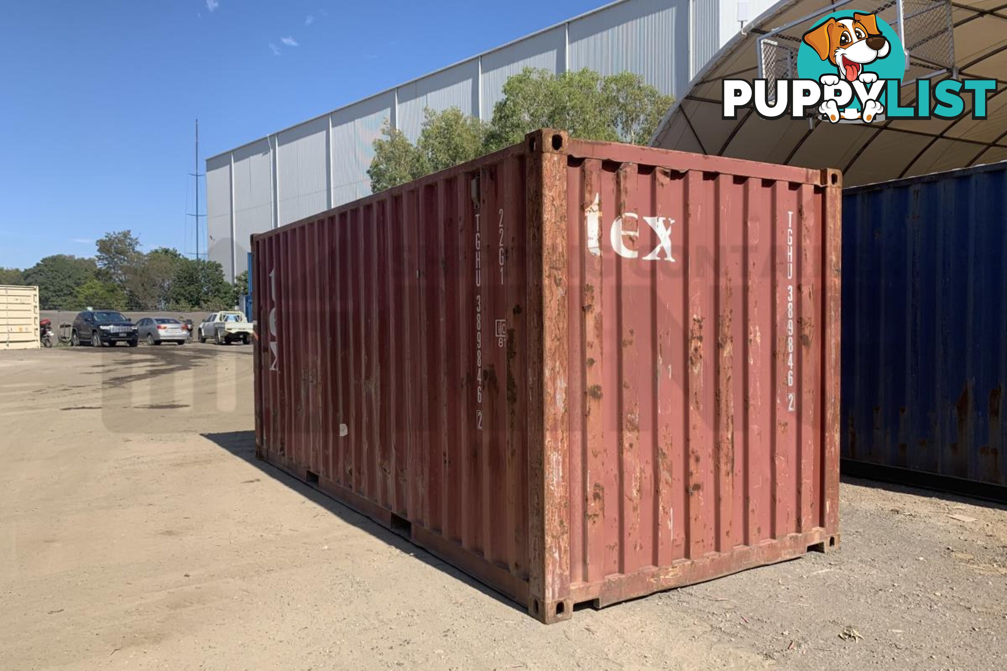 20' STANDARD HEIGHT SHIPPING CONTAINER - in Brisbane