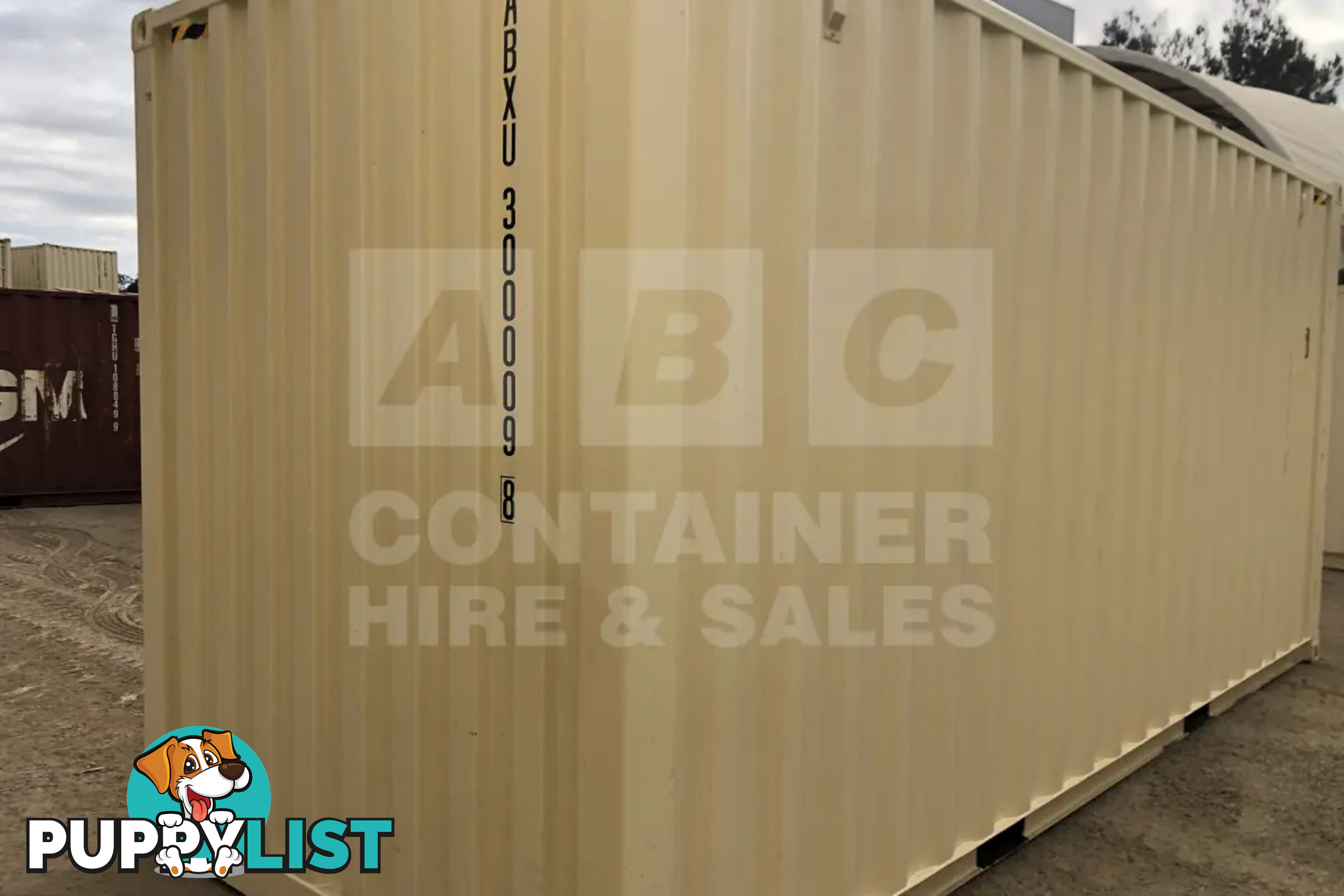 20' HIGH CUBE SHIPPING CONTAINER