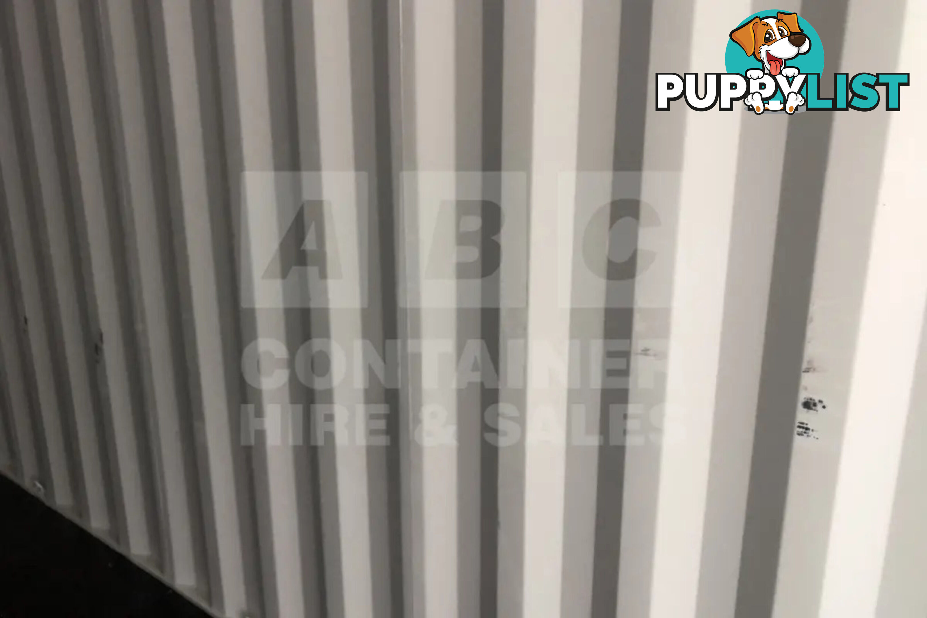 20' HIGH CUBE SHIPPING CONTAINER - in Brisbane