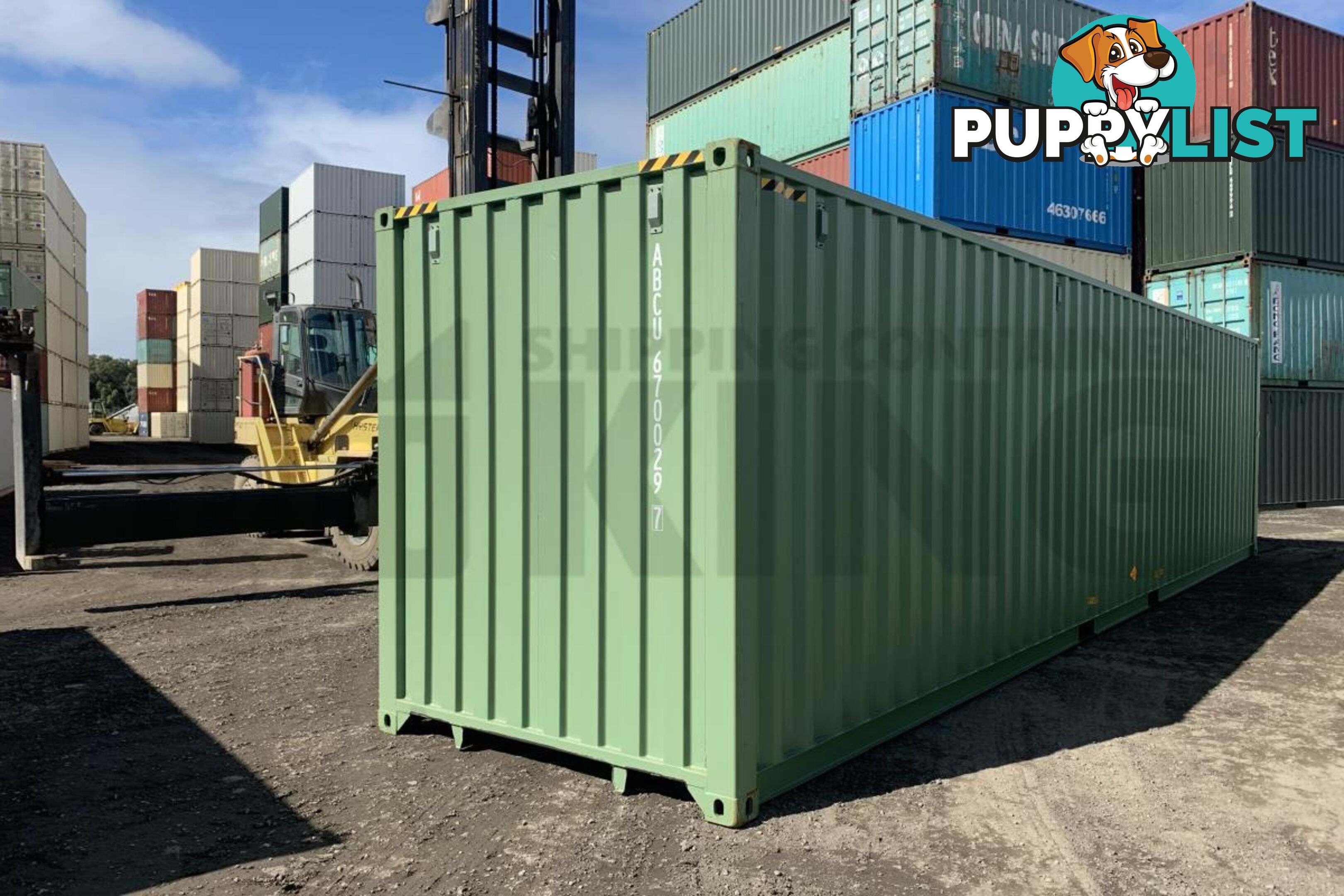 40' HIGH CUBE SHIPPING CONTAINER (STEEL FLOOR) - in Brisbane